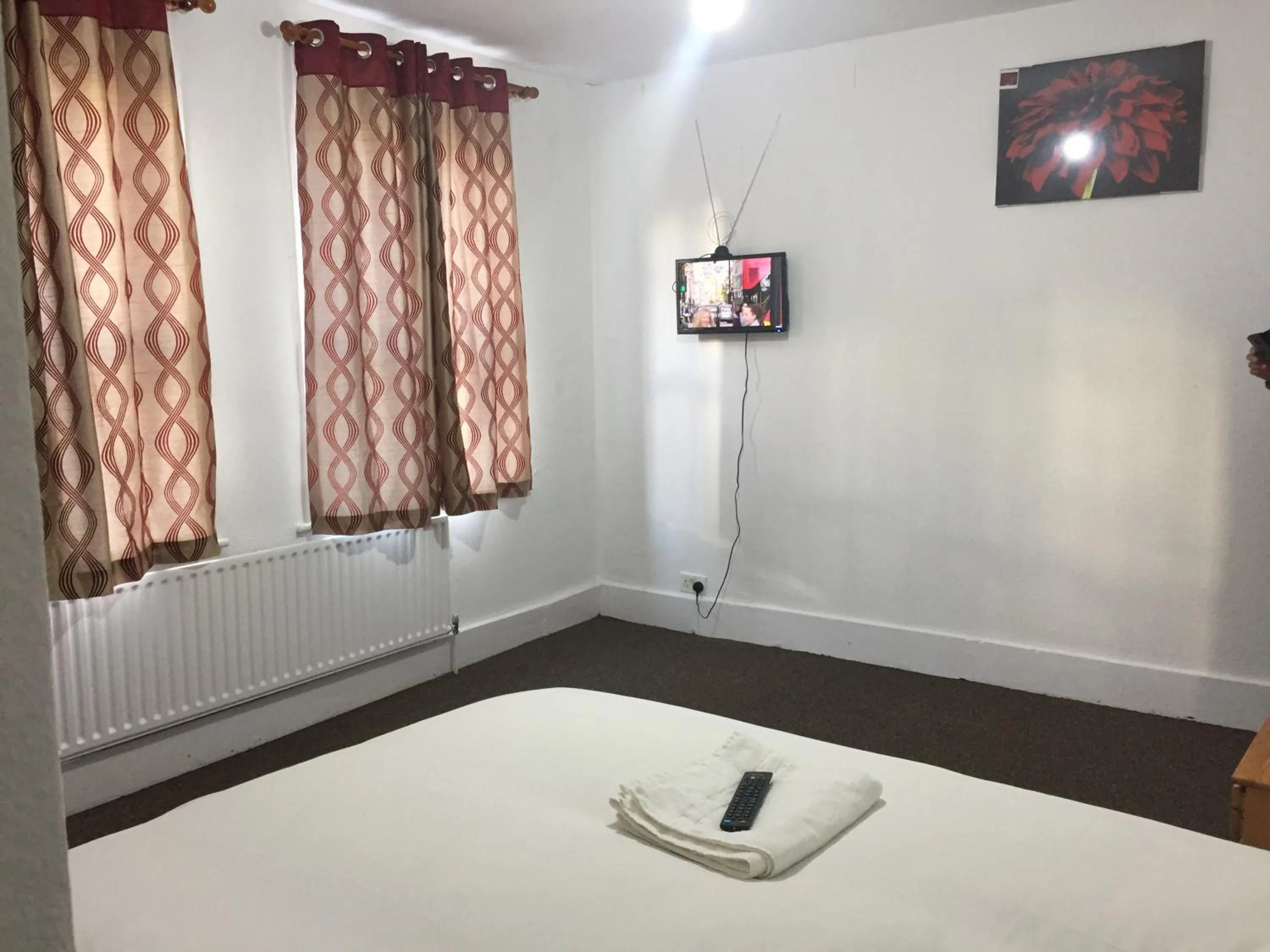 Bed in 20 East Tenter Street