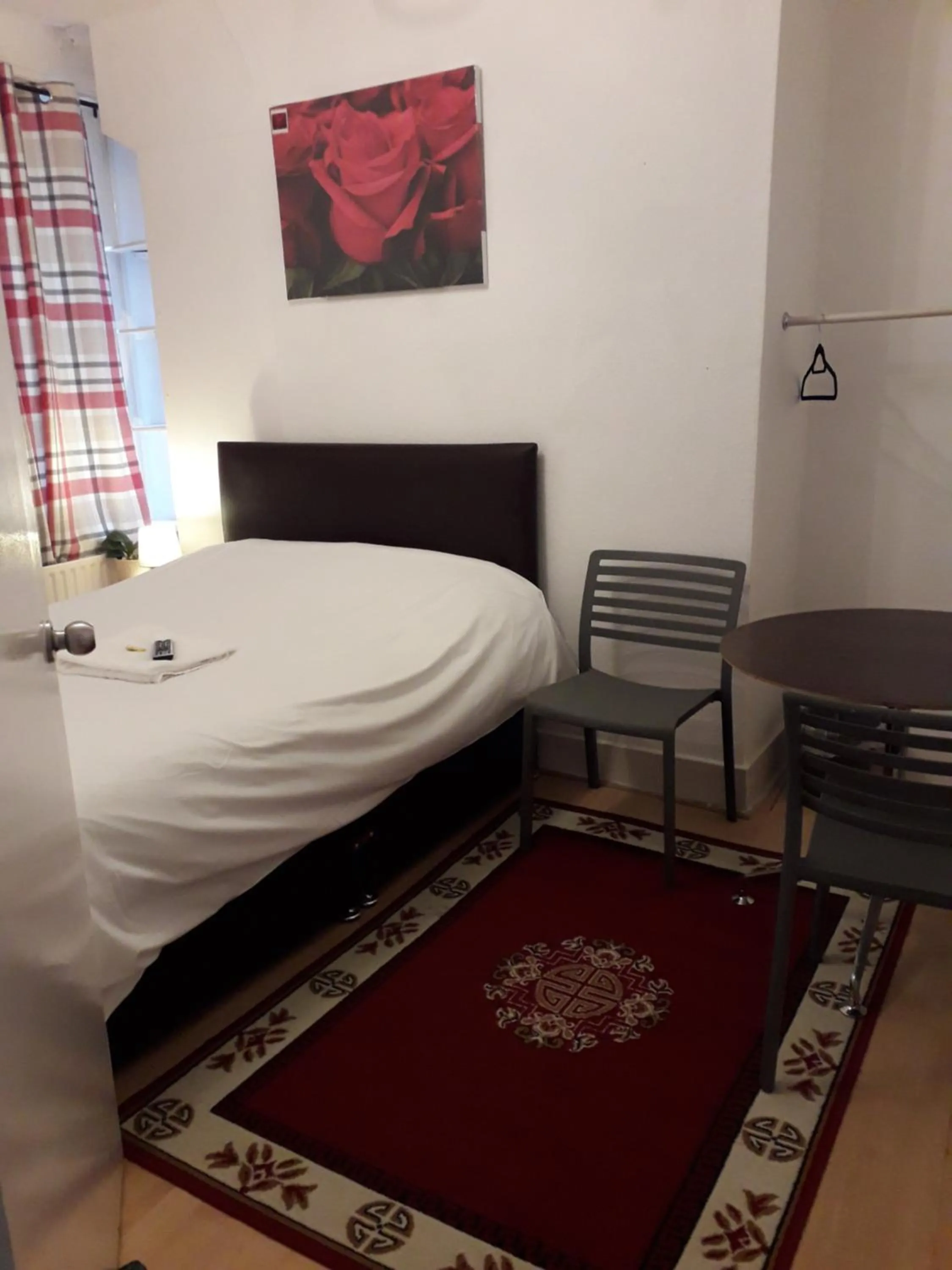 Bed in 20 East Tenter Street