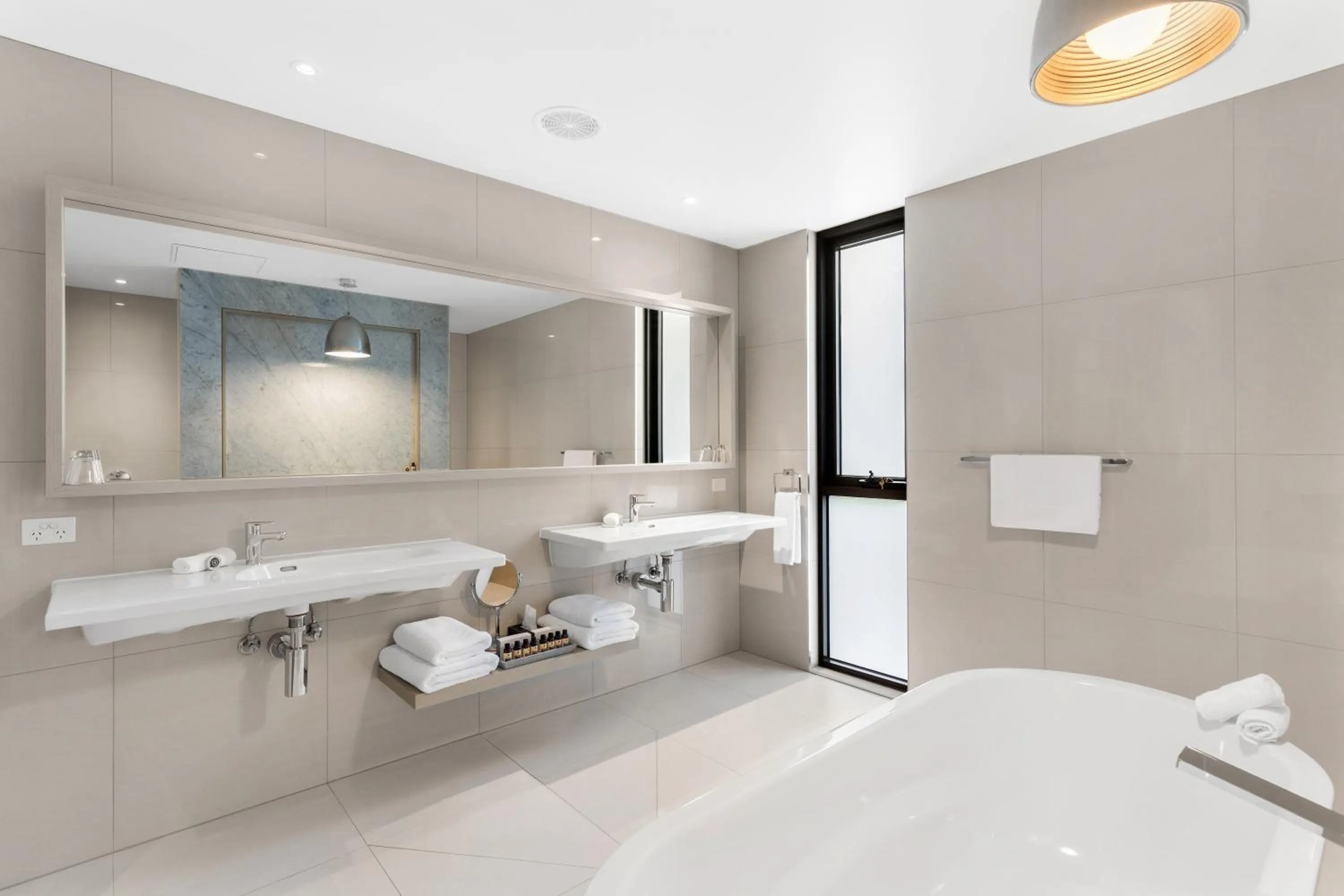 Quarters at Flinders Hotel