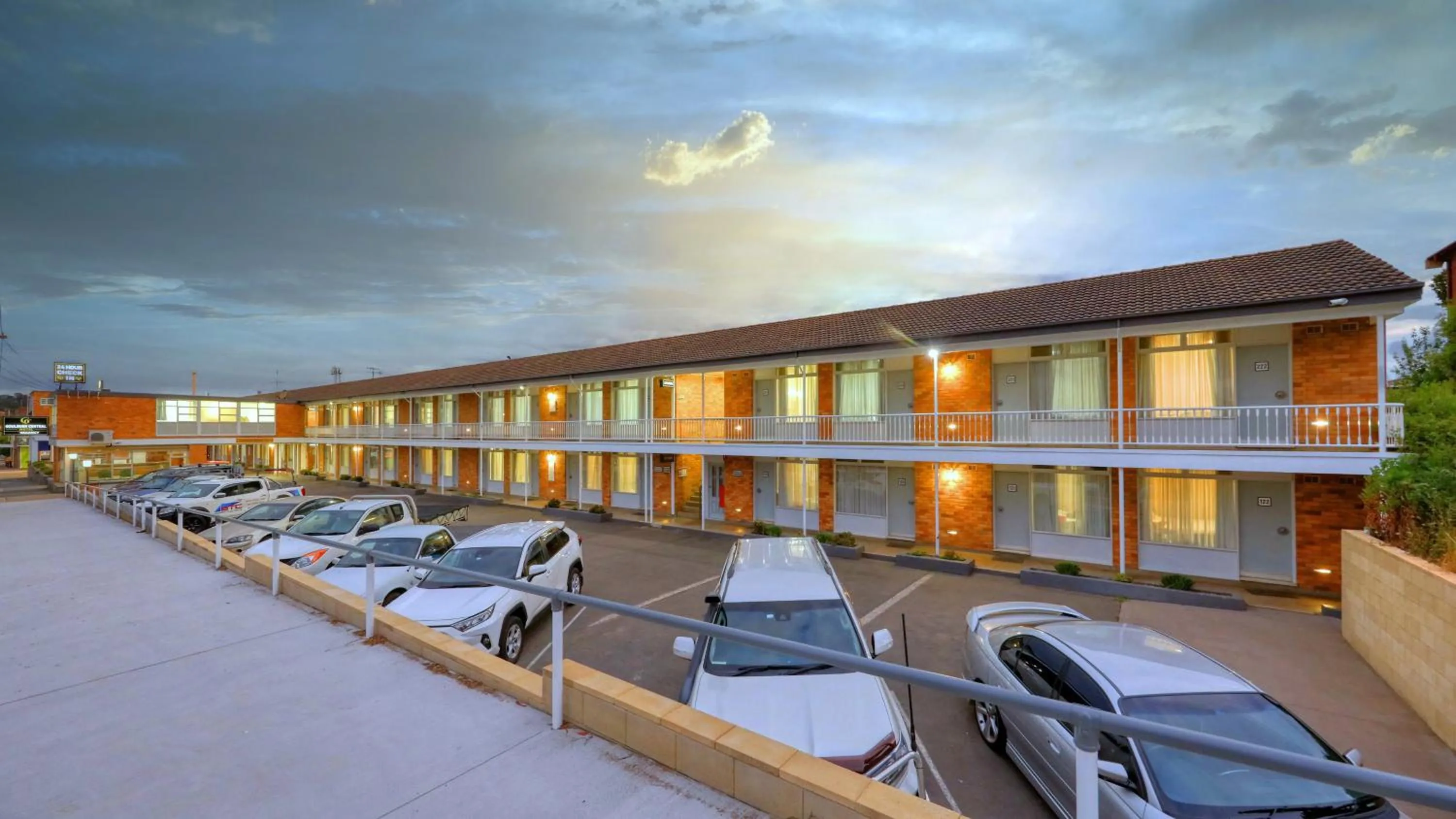 Property building in Goulburn Central Motel