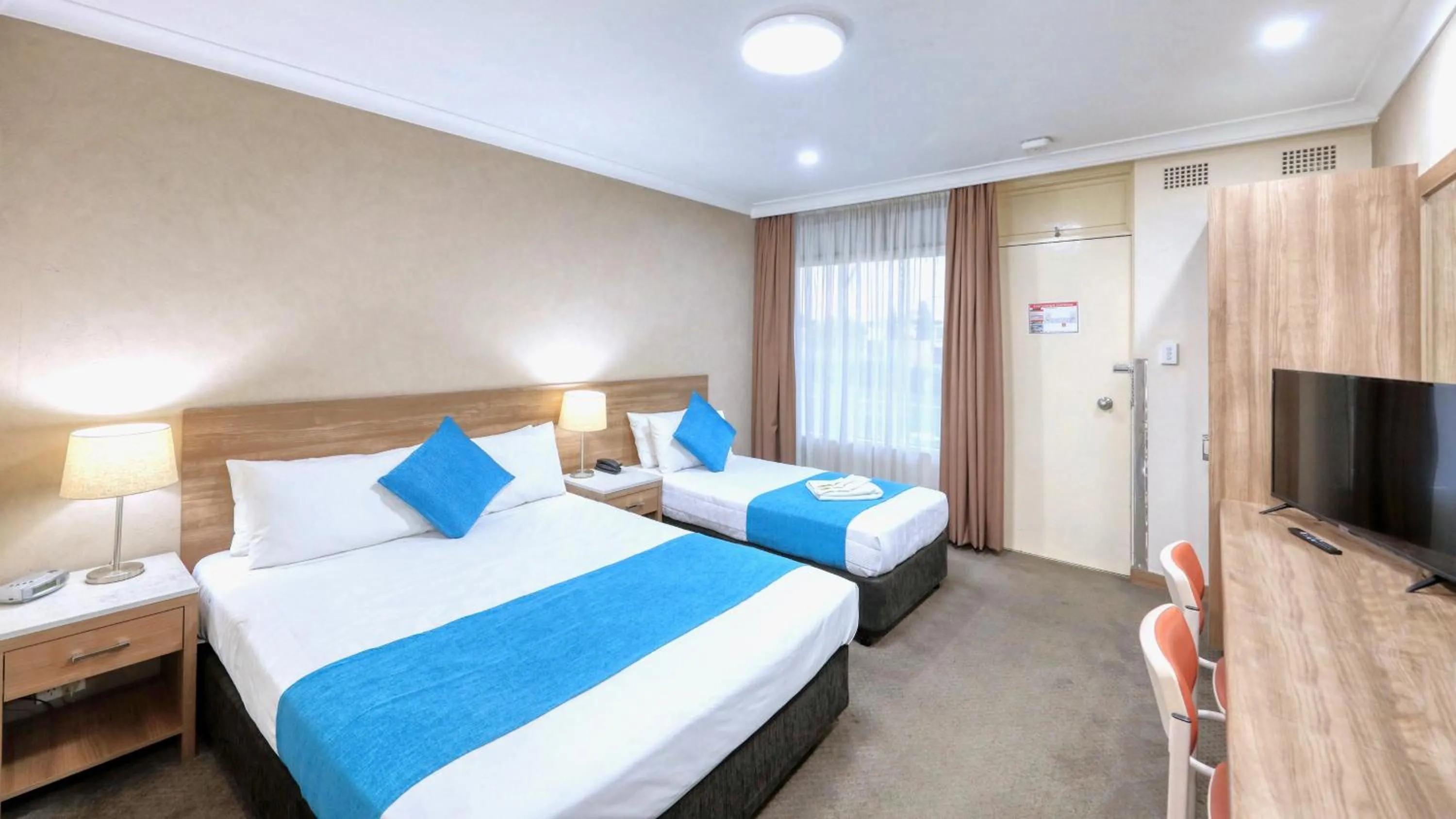 Photo of the whole room, Bed in Goulburn Central Motel