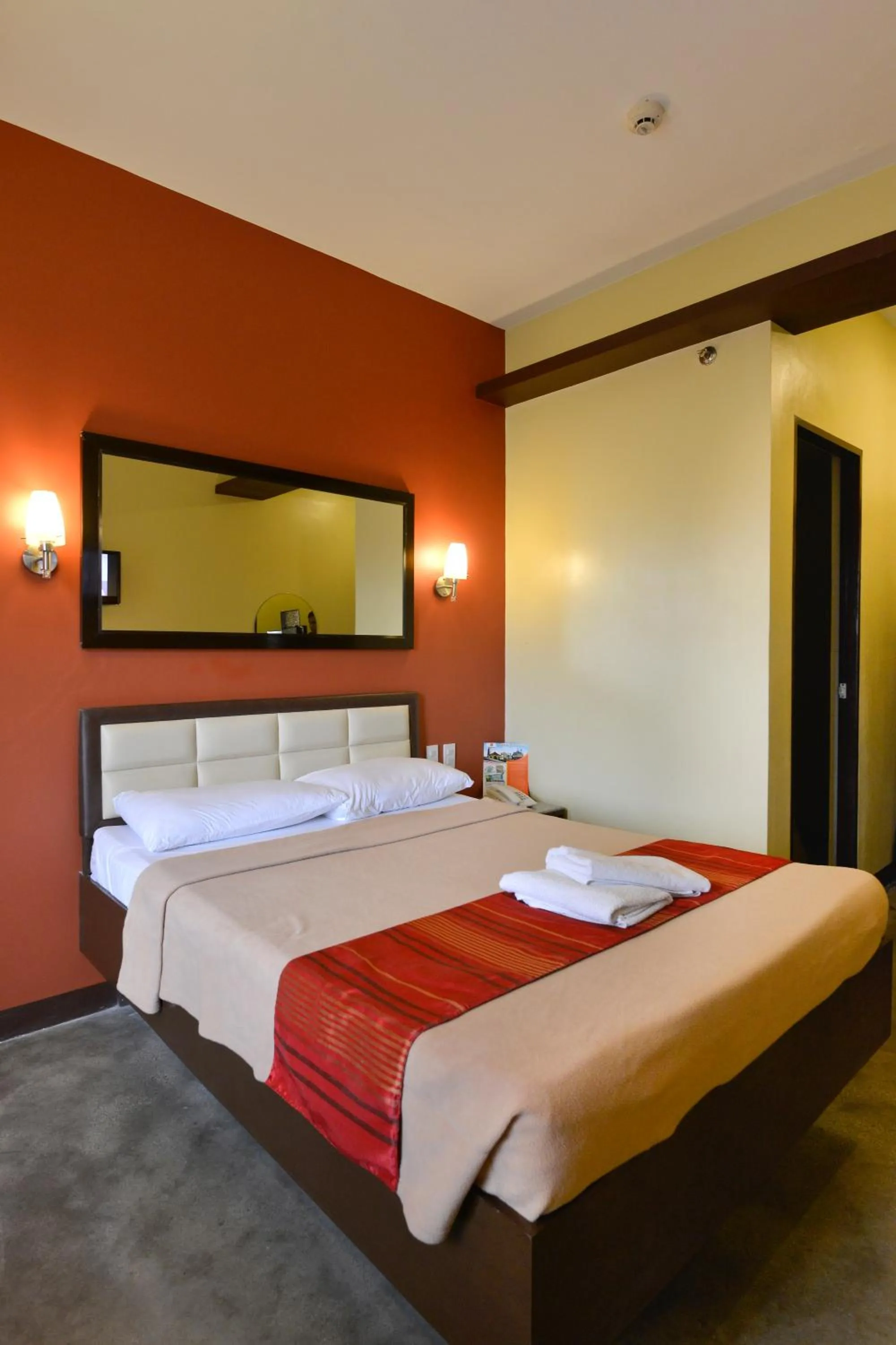 Bed in Express Inn Cebu Mabolo