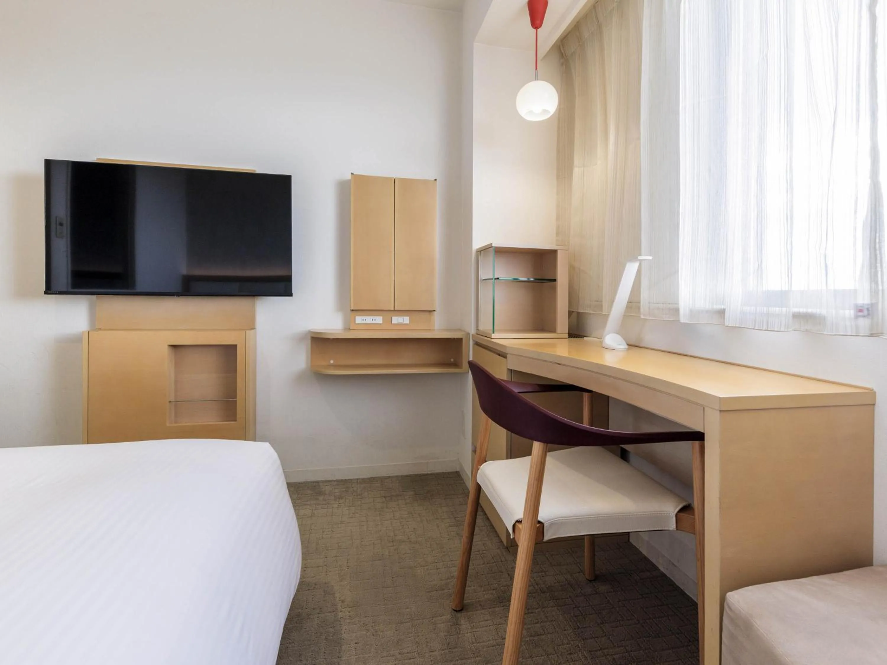 TV and multimedia, Bed in Nishitetsu Hotel Croom Hakata