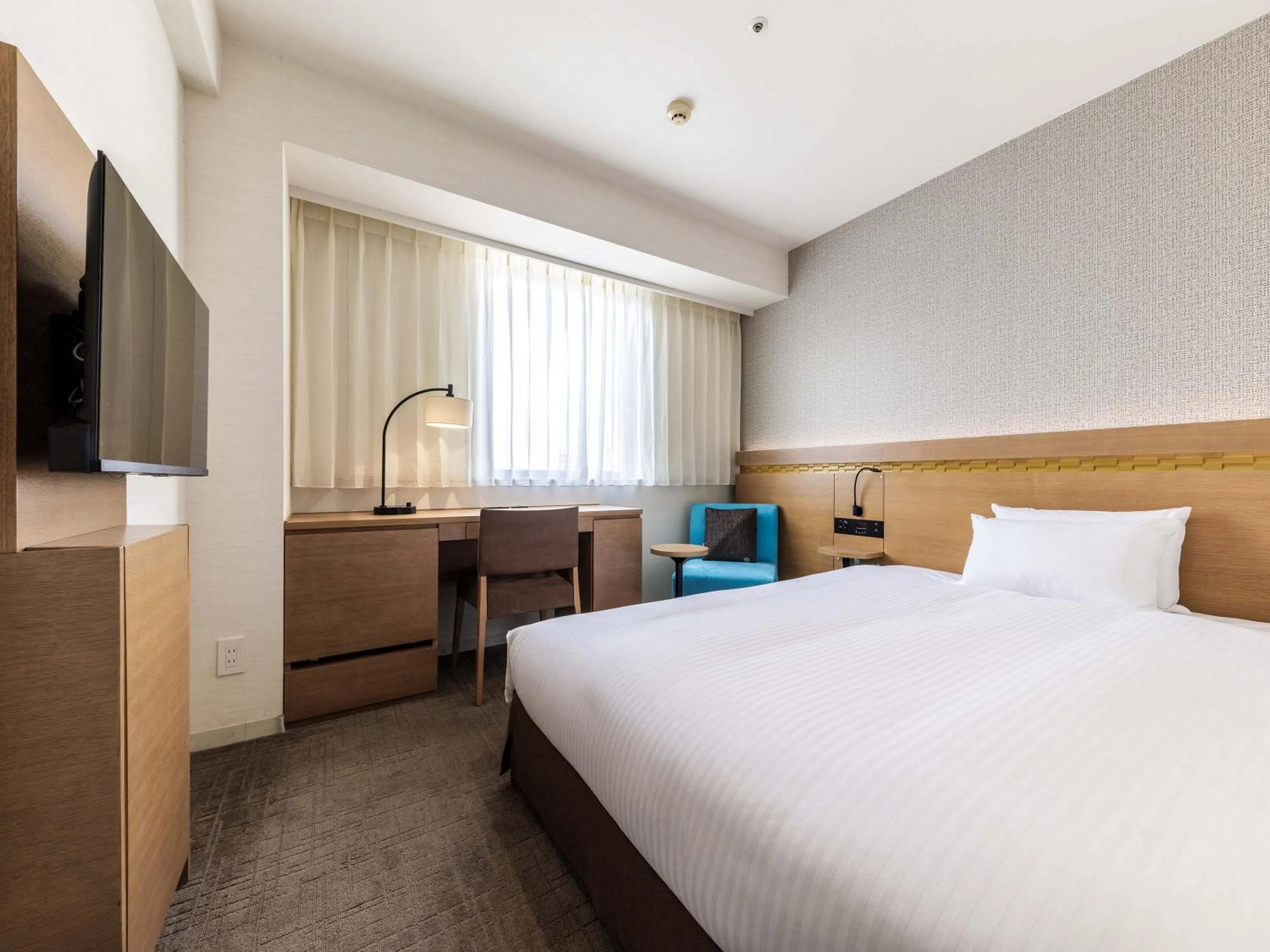 TV and multimedia, Bed in Nishitetsu Hotel Croom Hakata