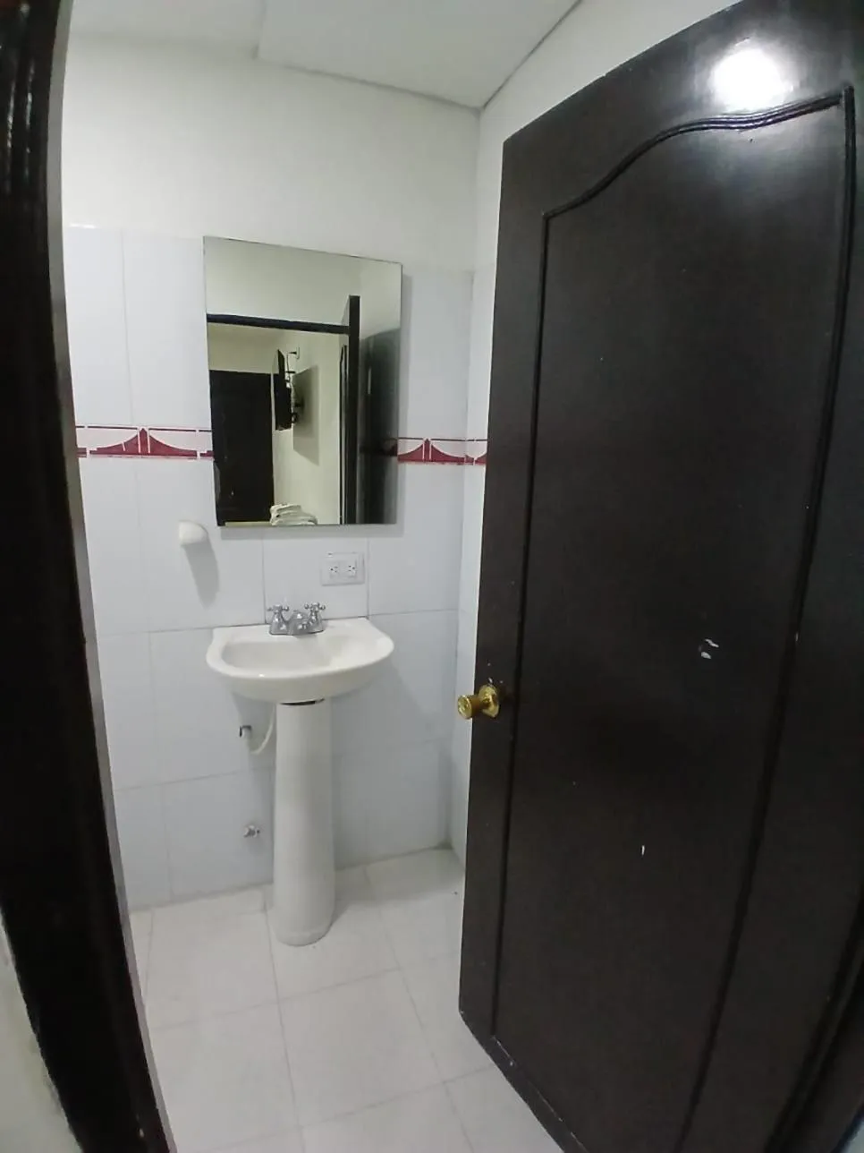 Shower in Hotel Plaza Norte Cali