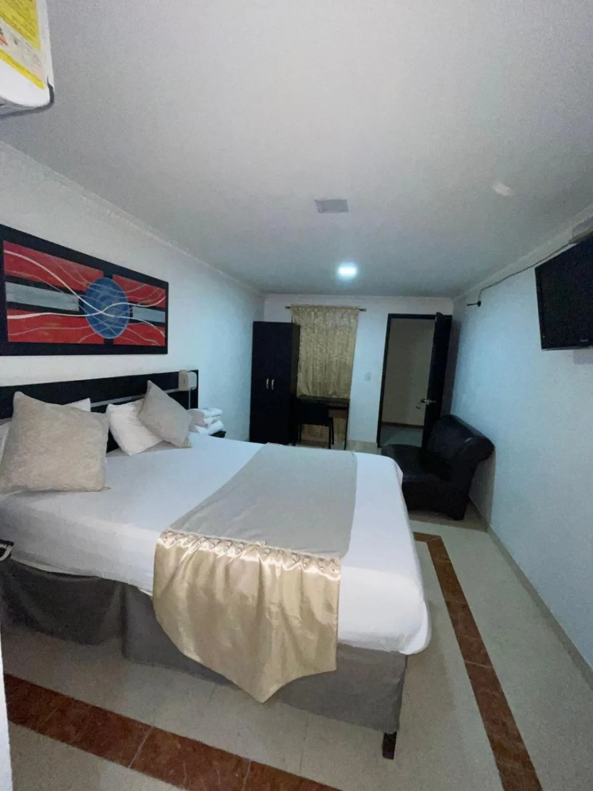 Bed in Hotel Plaza Norte Cali