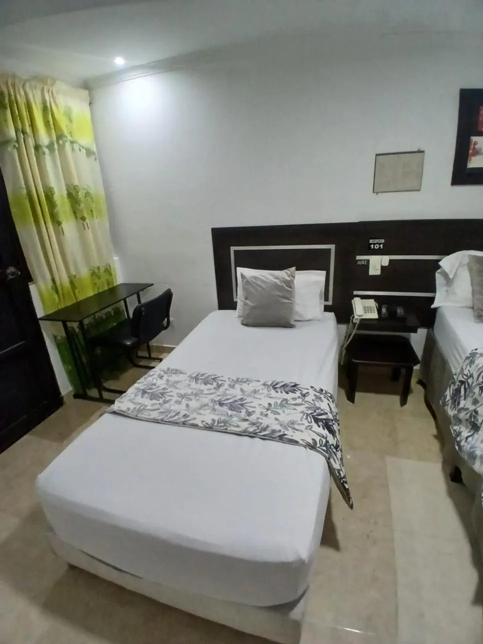 Bed in Hotel Plaza Norte Cali