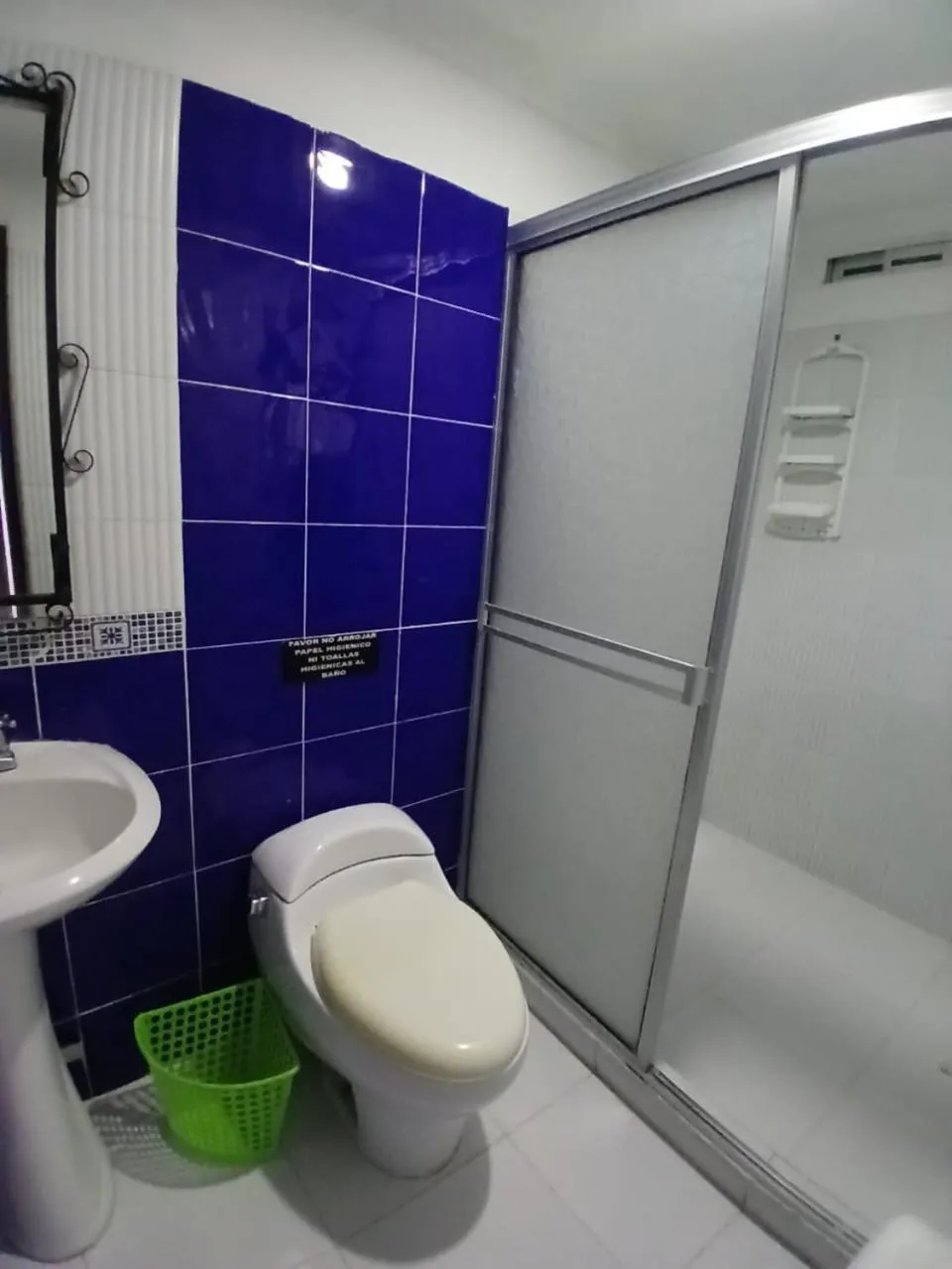 Bathroom in Hotel Plaza Norte Cali