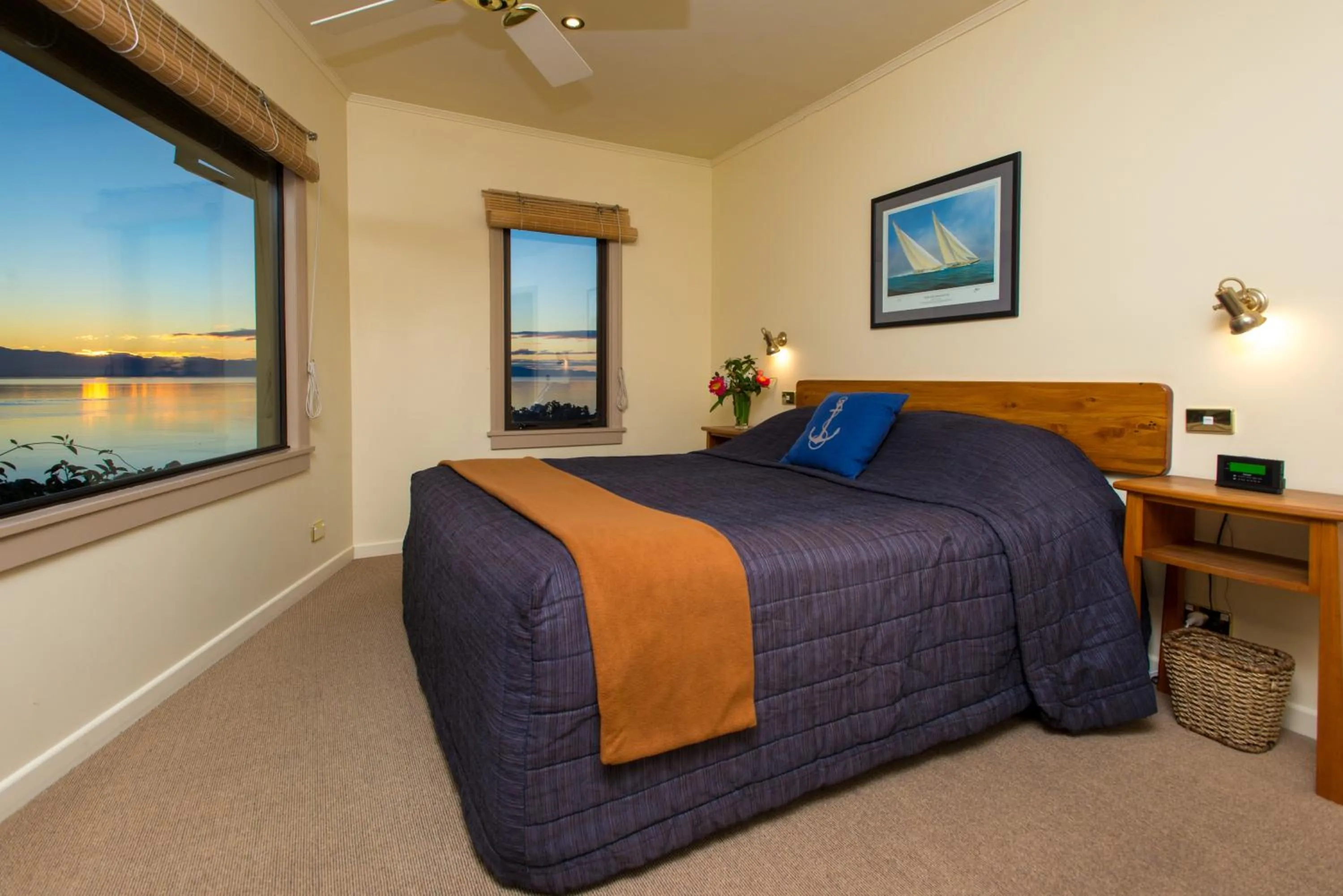 Bedroom, Bed in The Wheelhouse Inn