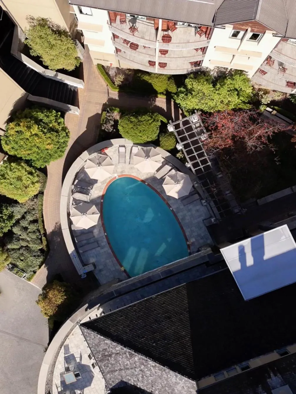 Swimming pool in Rendezvous Heritage Hotel Queenstown