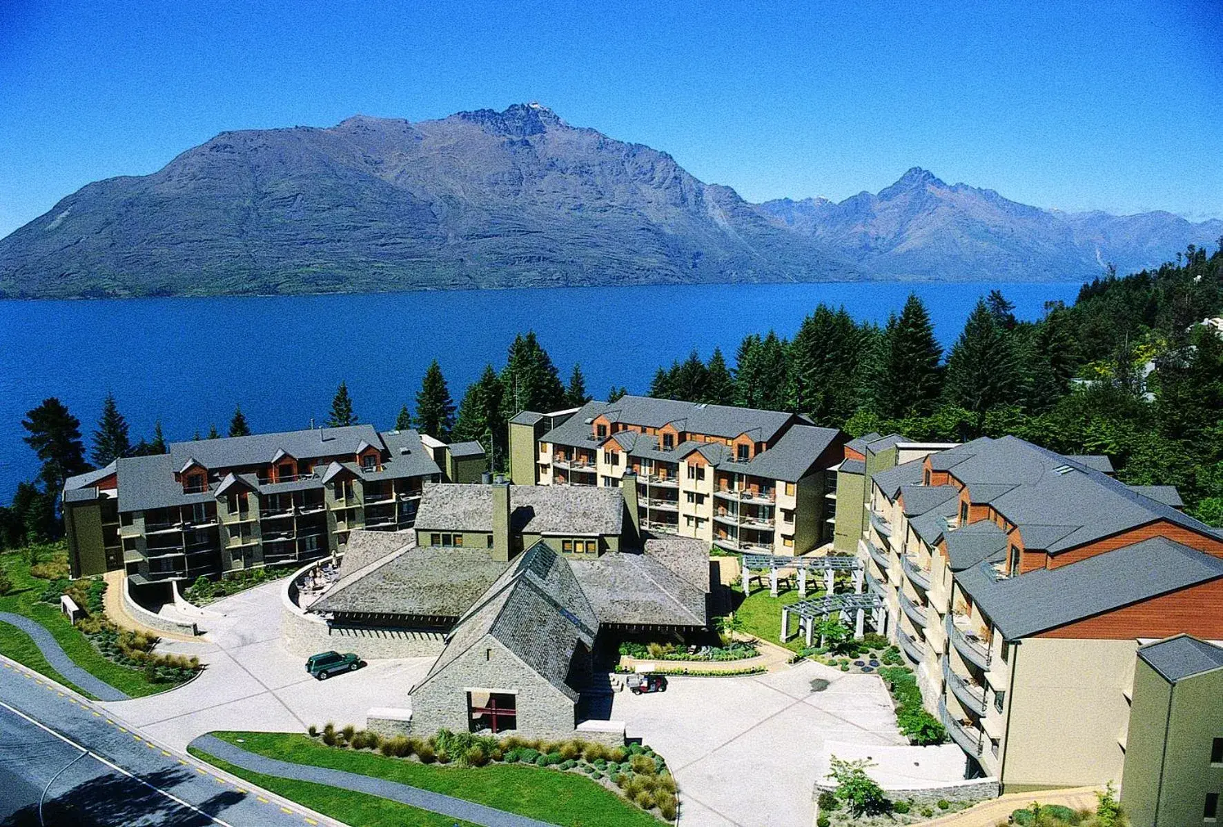 Bird's eye view, Bird's-eye View in Heritage Queenstown