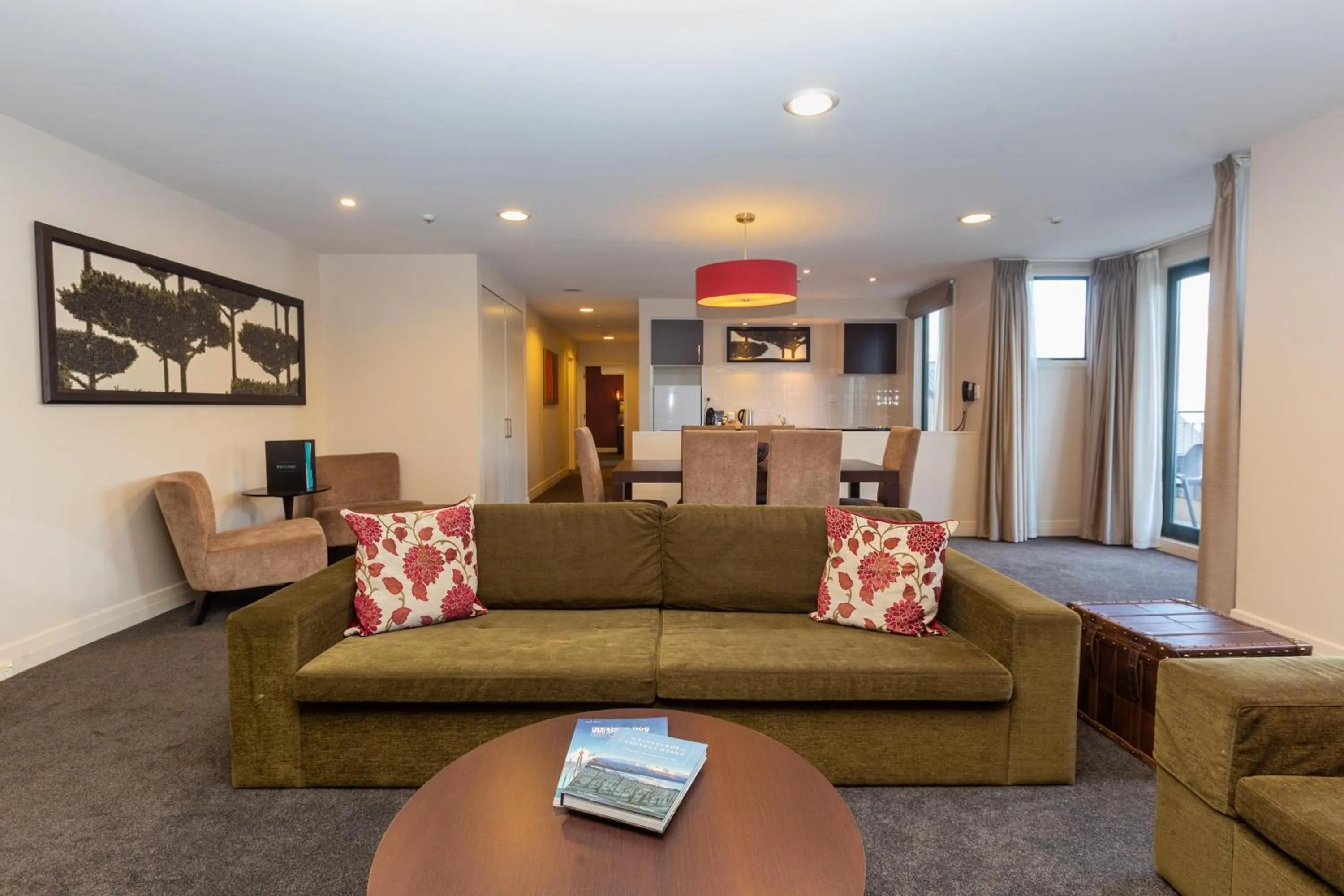 Seating area in Rendezvous Heritage Hotel Queenstown