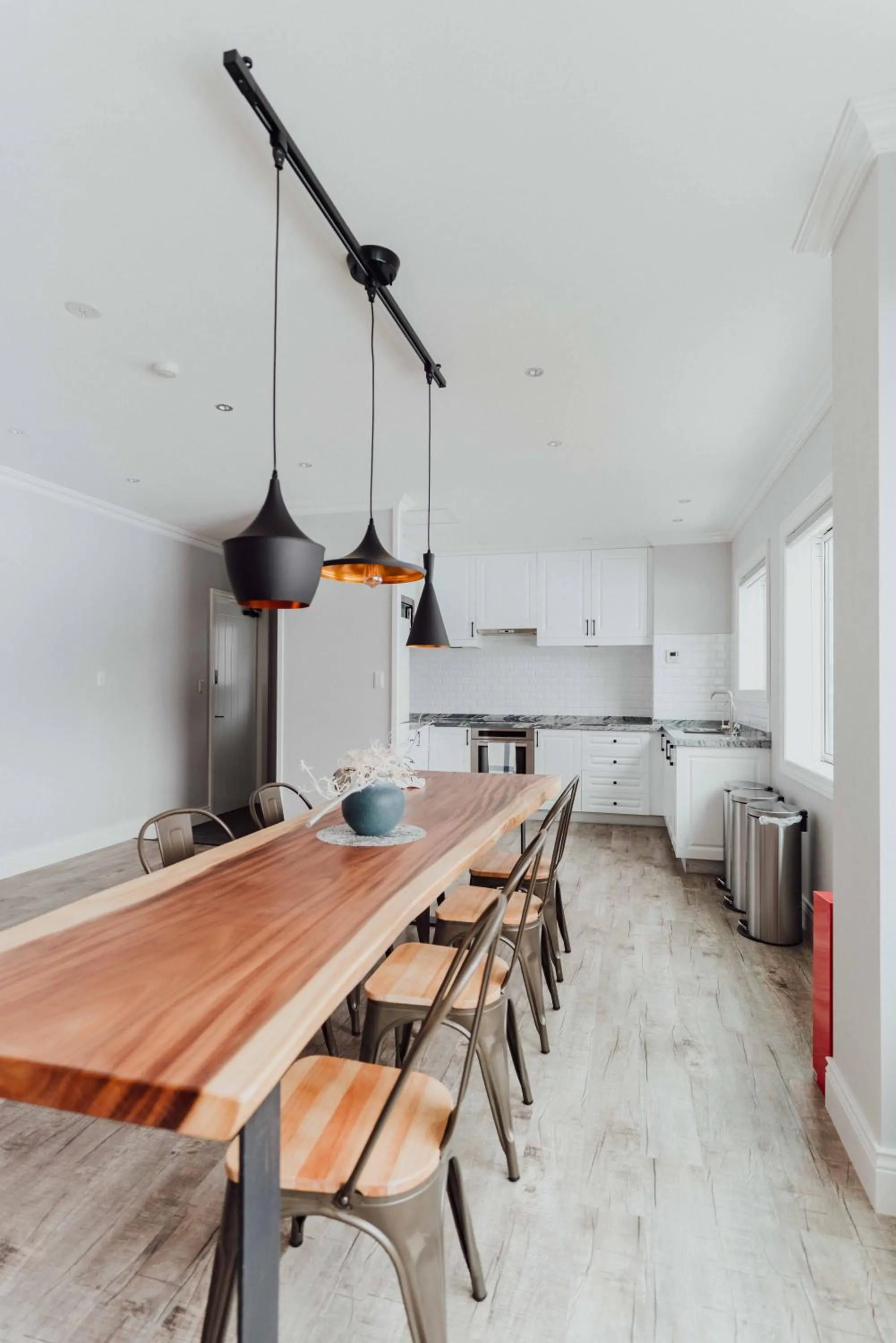 Kitchen or kitchenette, Bed in Hatsuyuki Apartments