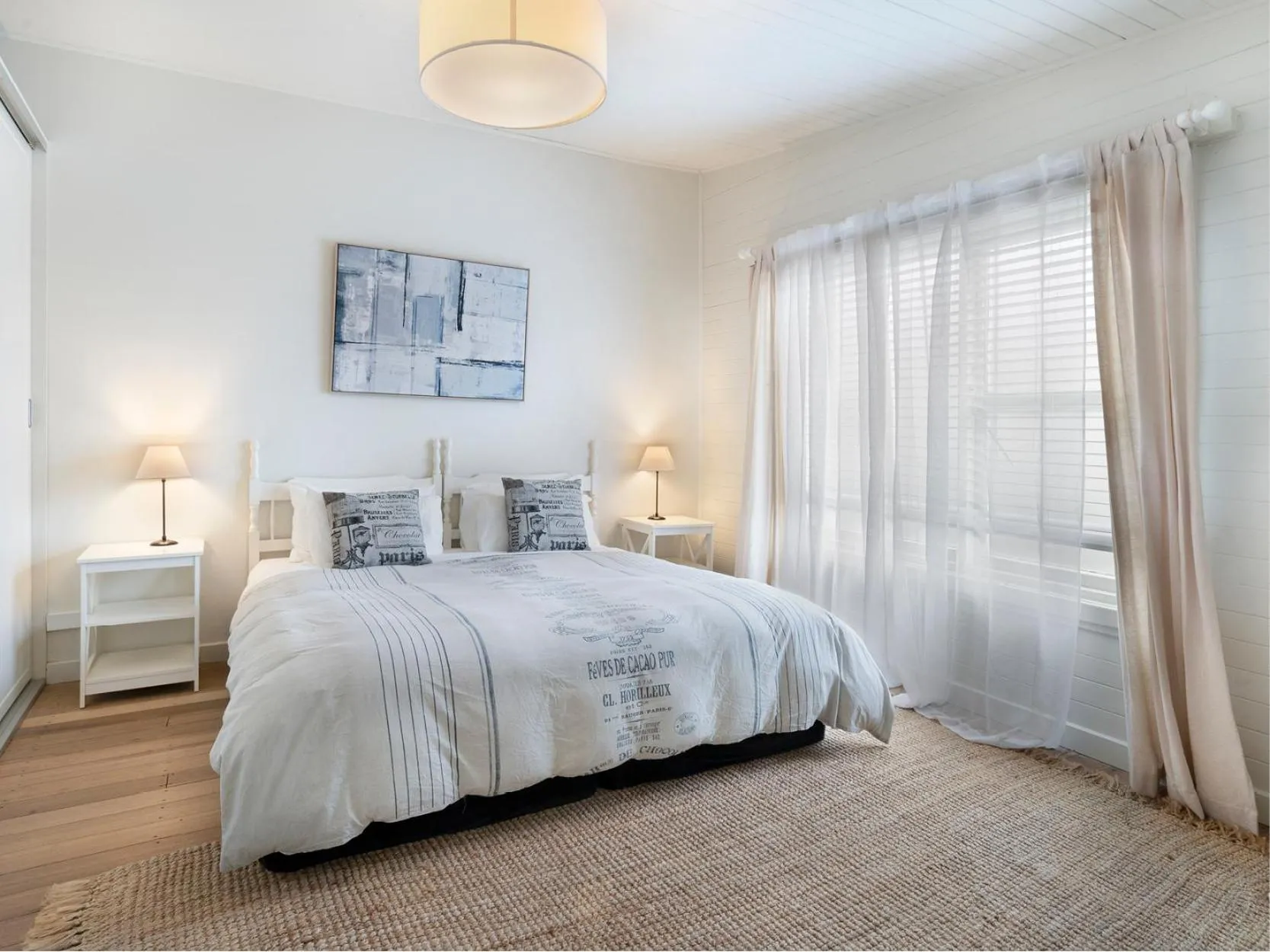 Bedroom, Bed in The Red Feather Inn