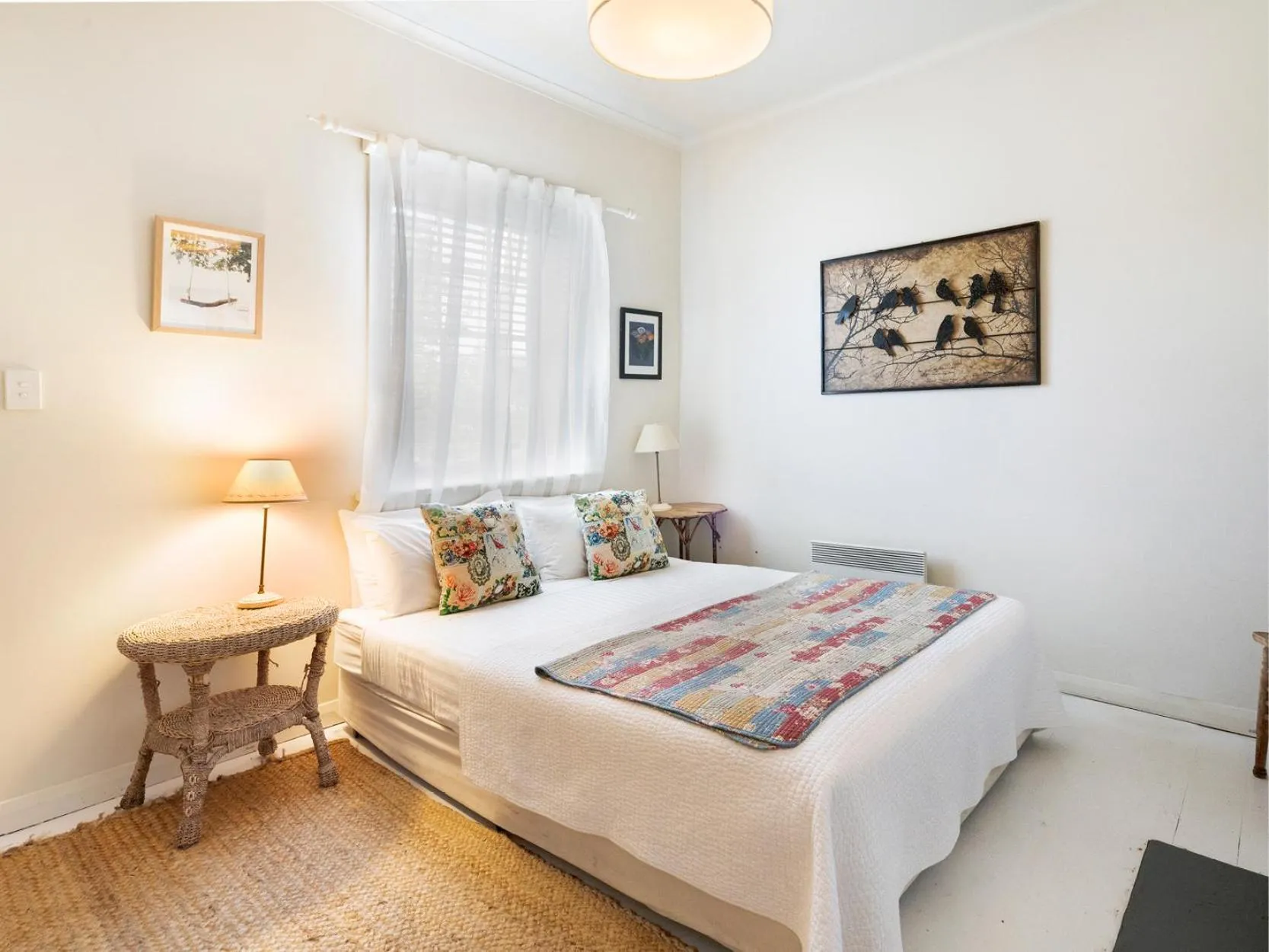 Bedroom, Bed in The Red Feather Inn