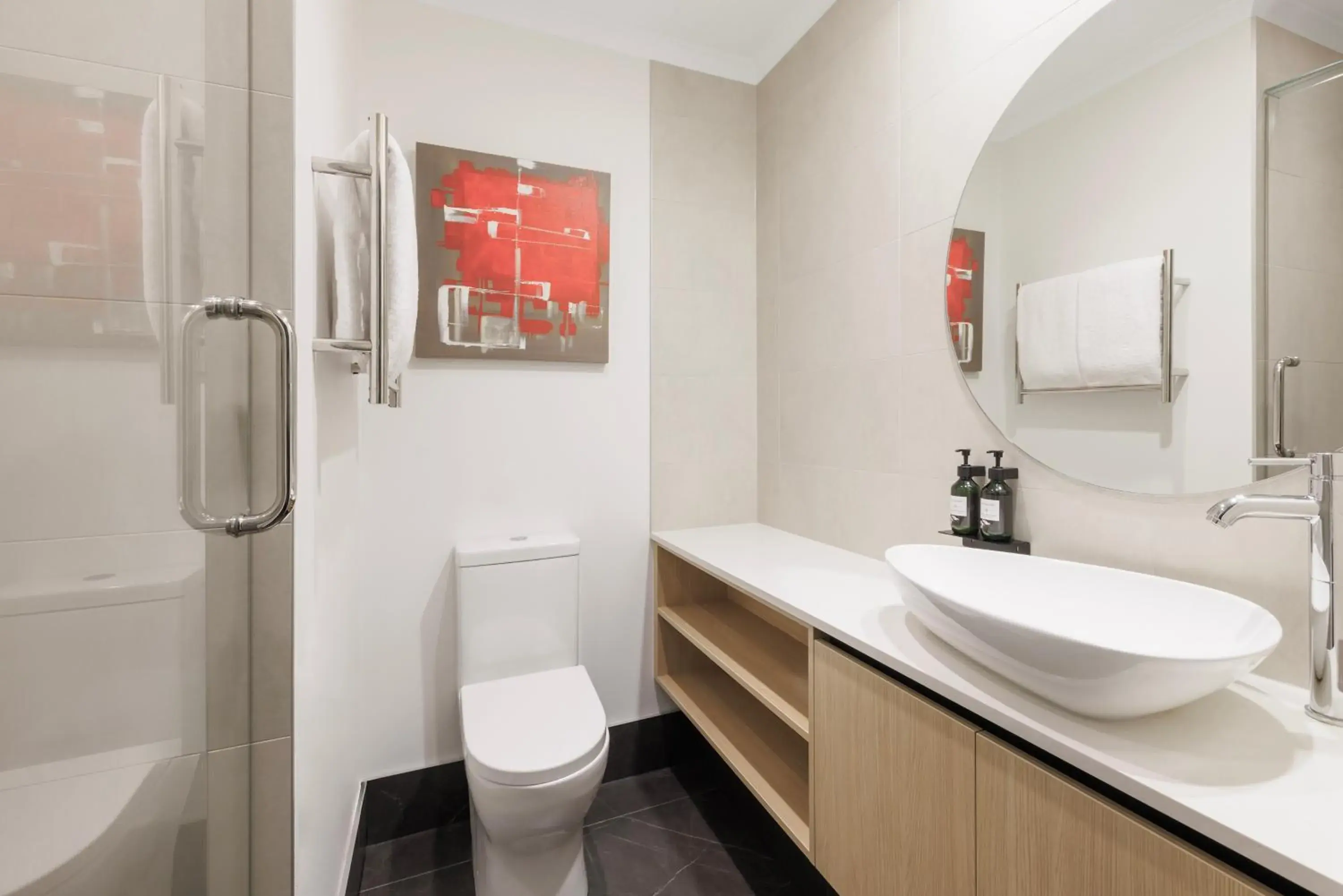 Shower in Adina Citylife Auckland Shower in Adina Citylife Auckland