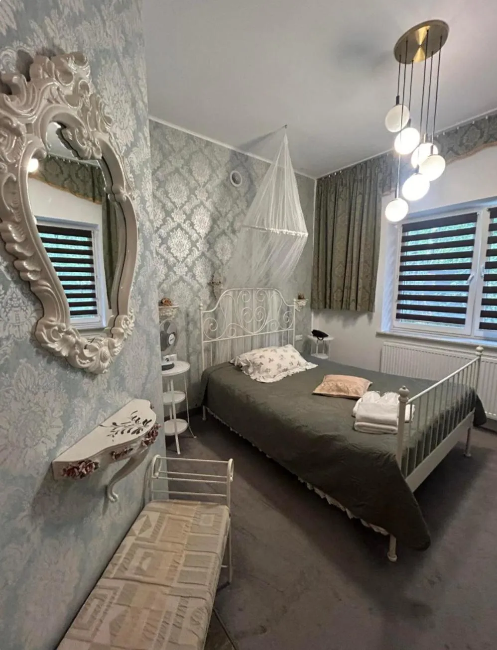 Photo of the whole room, Bed in Hotel Villa Hubertus Kutno