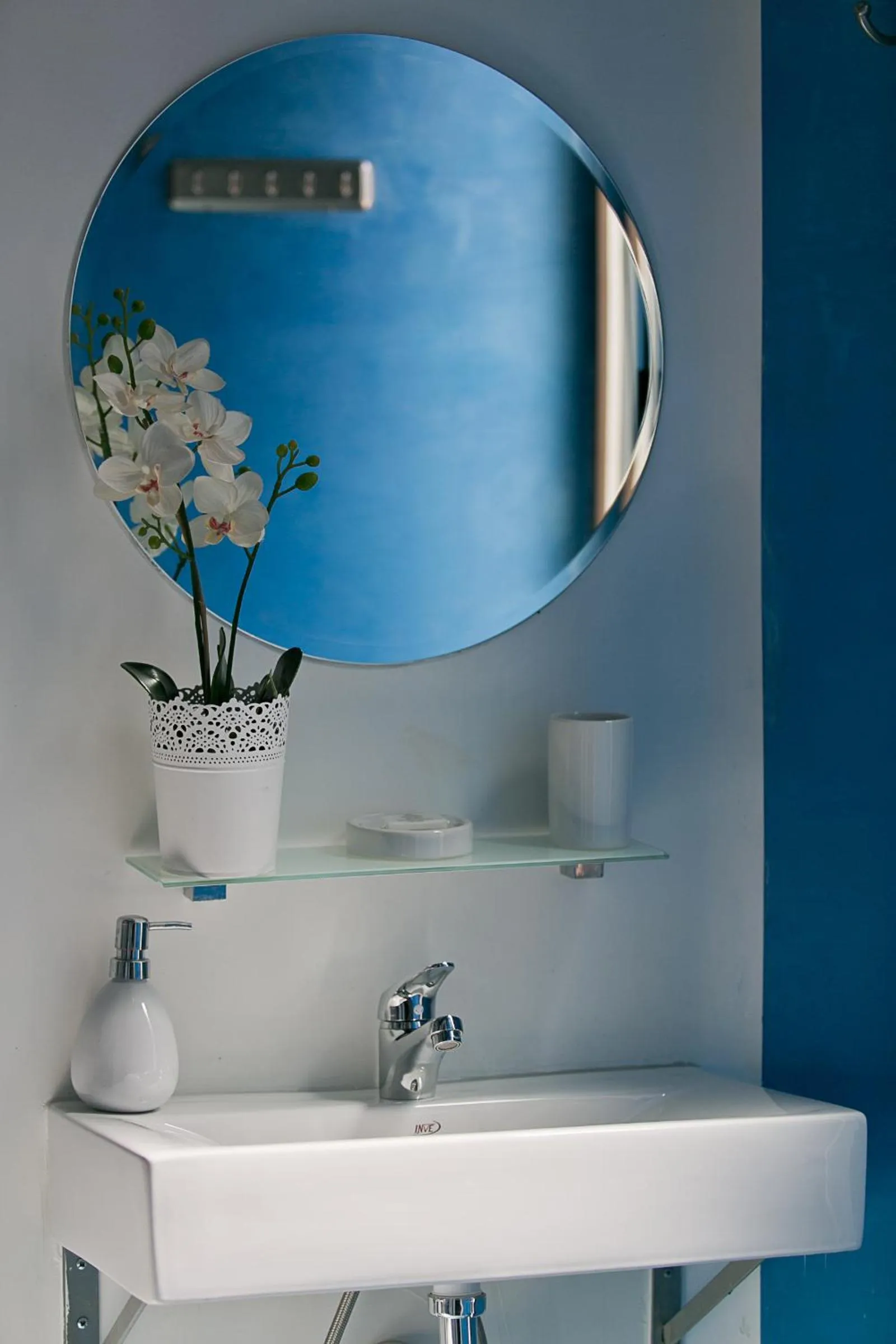 Bathroom in Hostal Main Street Madrid