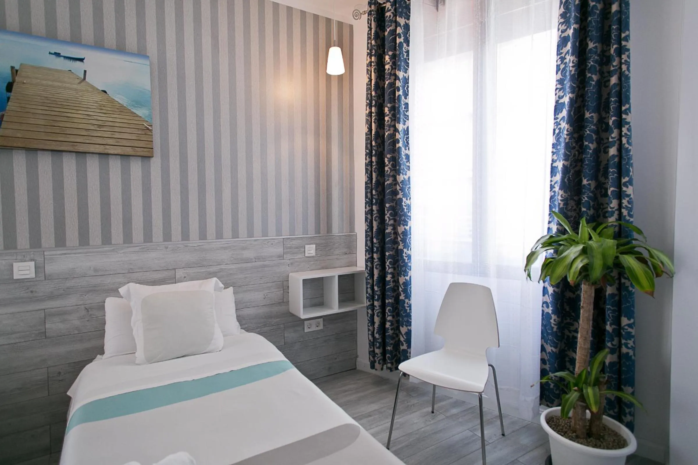 Bed in Hostal Main Street Madrid