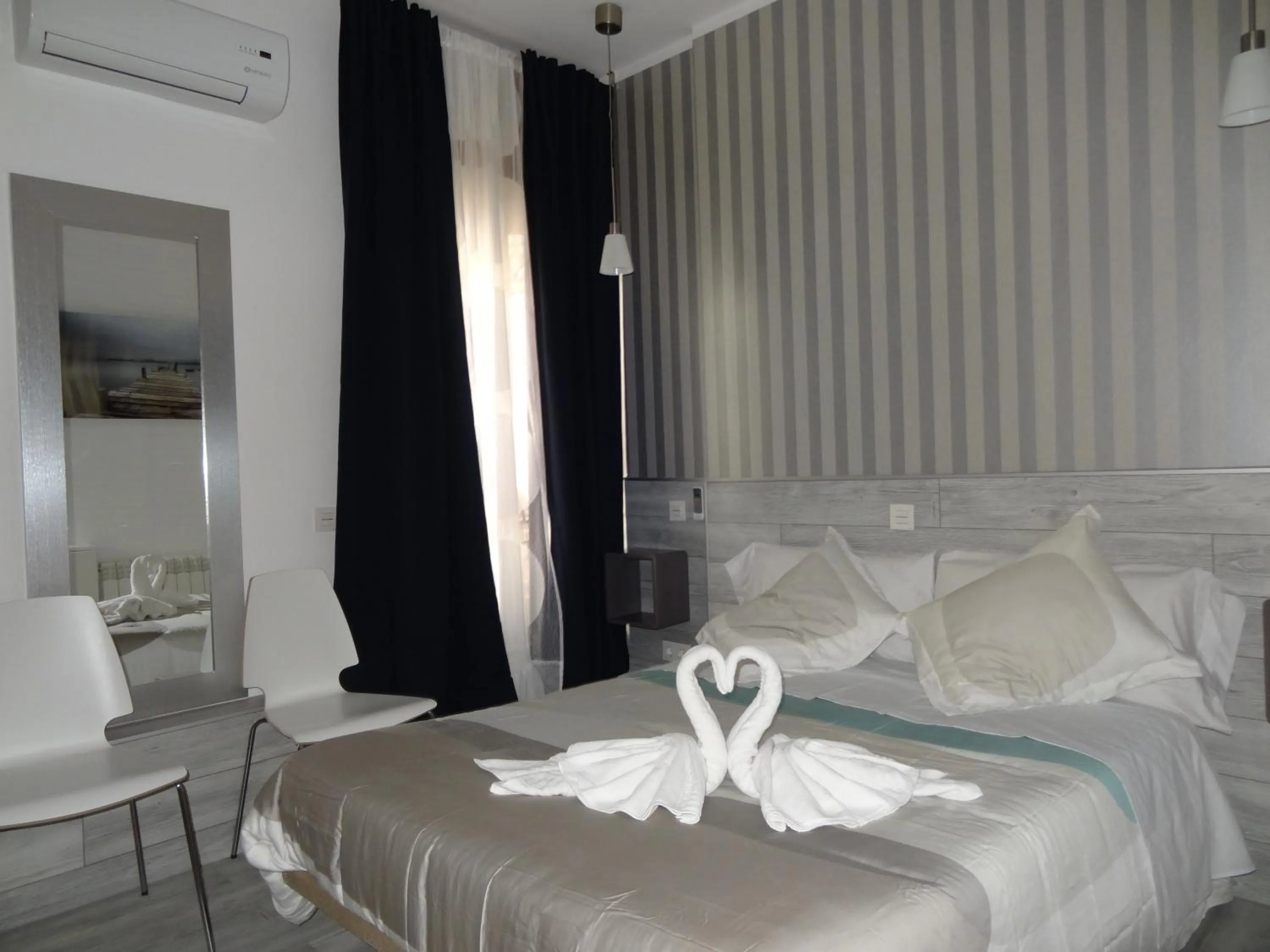 Bed in Hostal Main Street Madrid