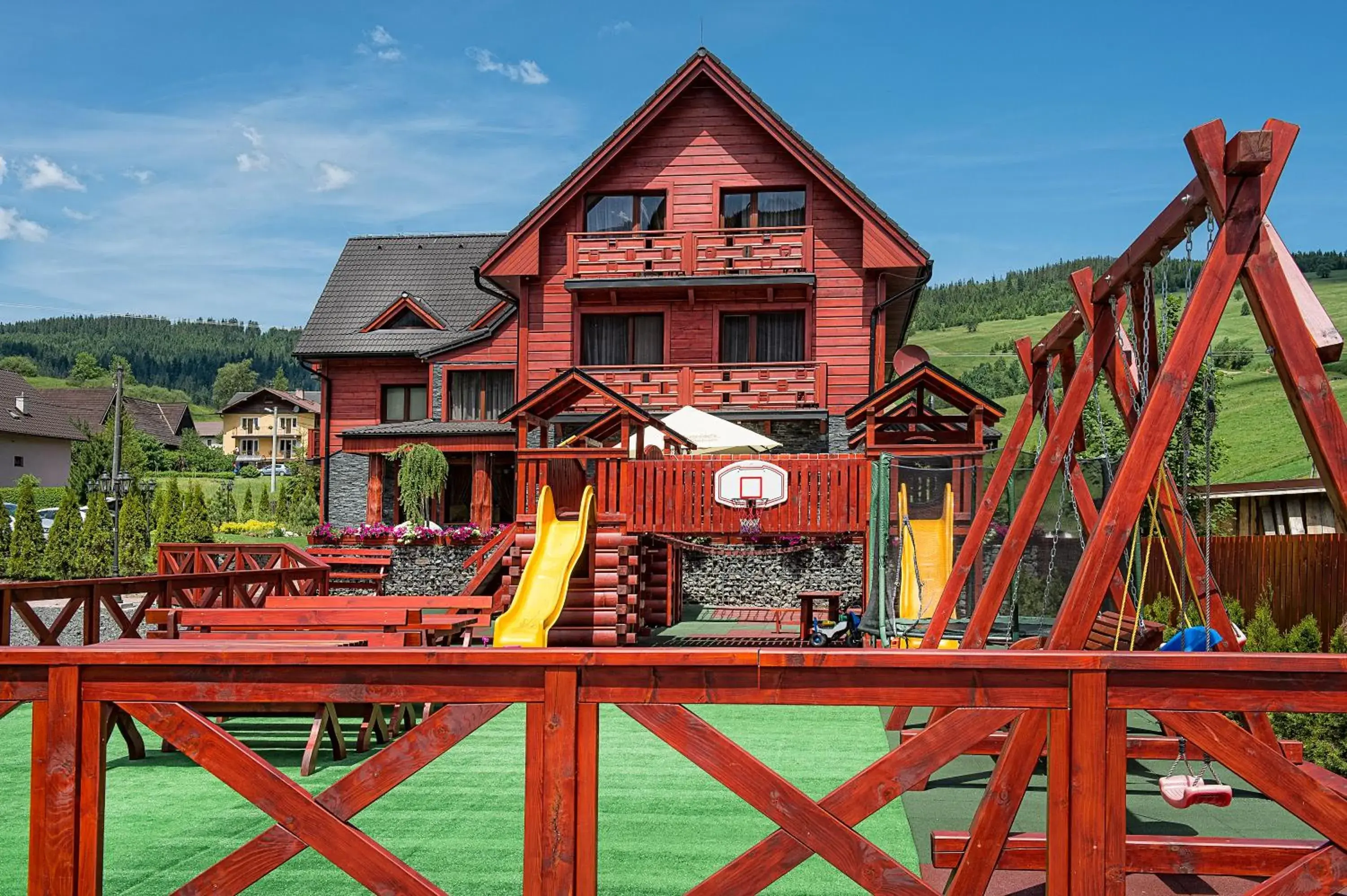 Winter & Summer Resort Winter & Summer Resort