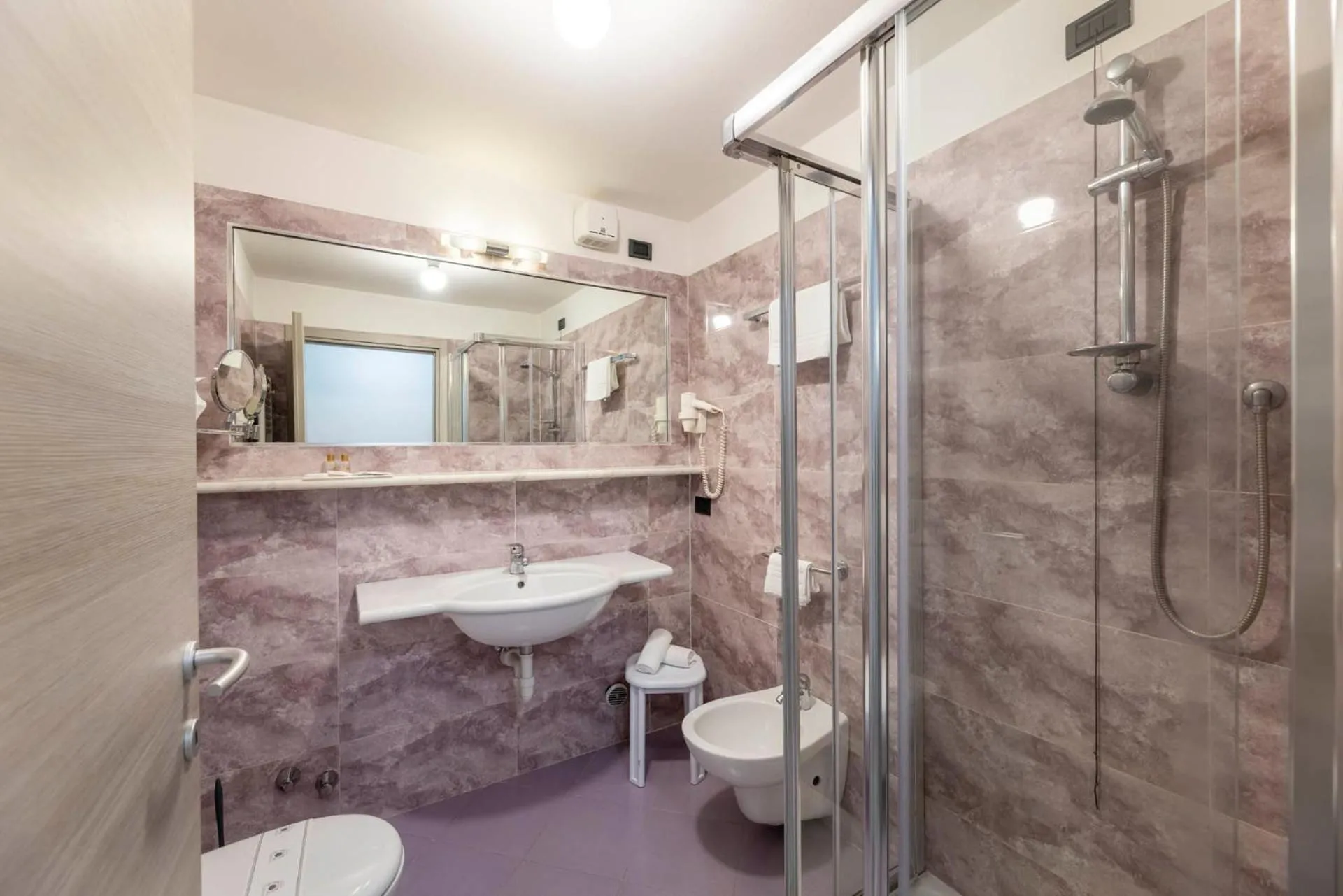 Shower in Olympic Palace