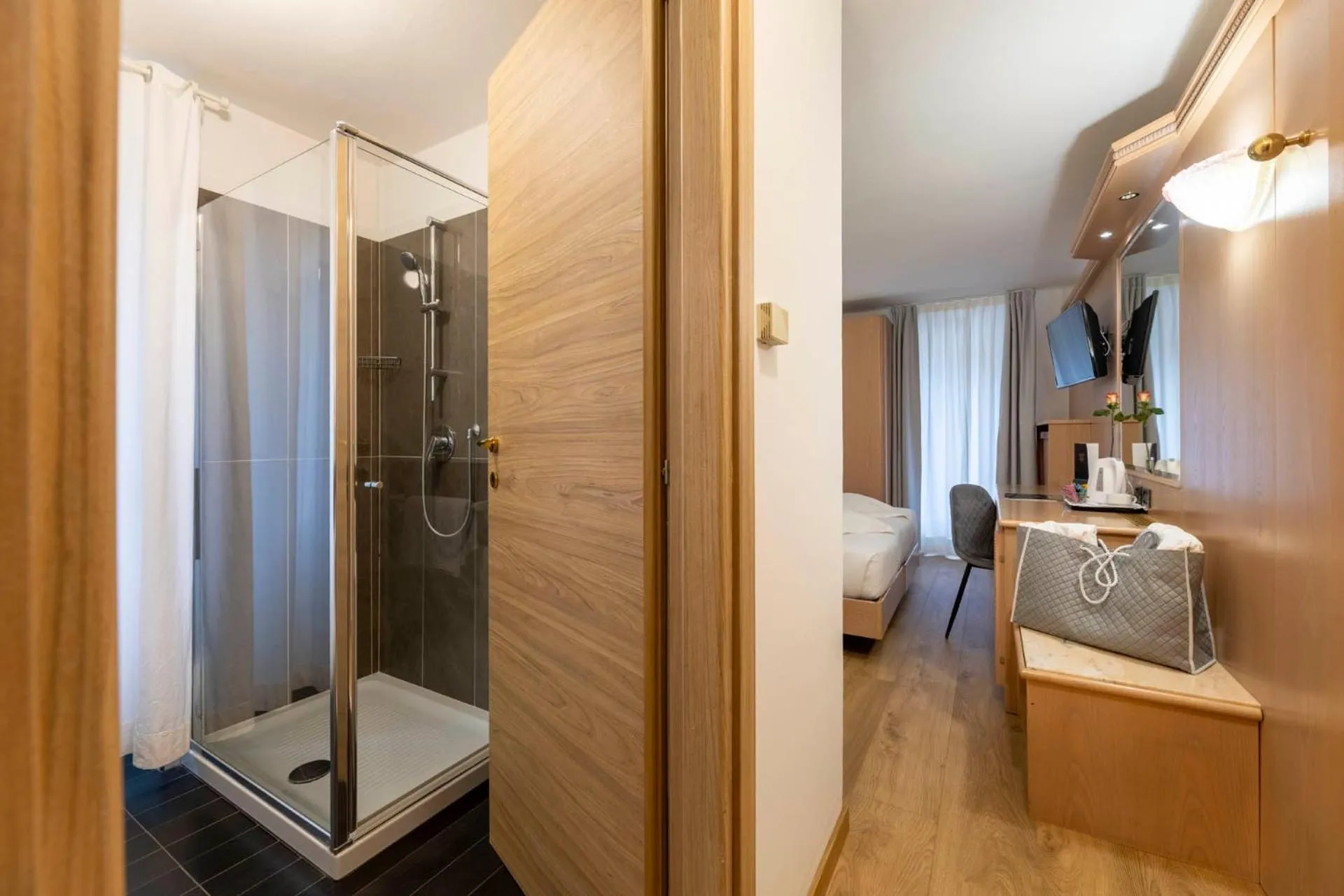 Shower in Olympic Palace