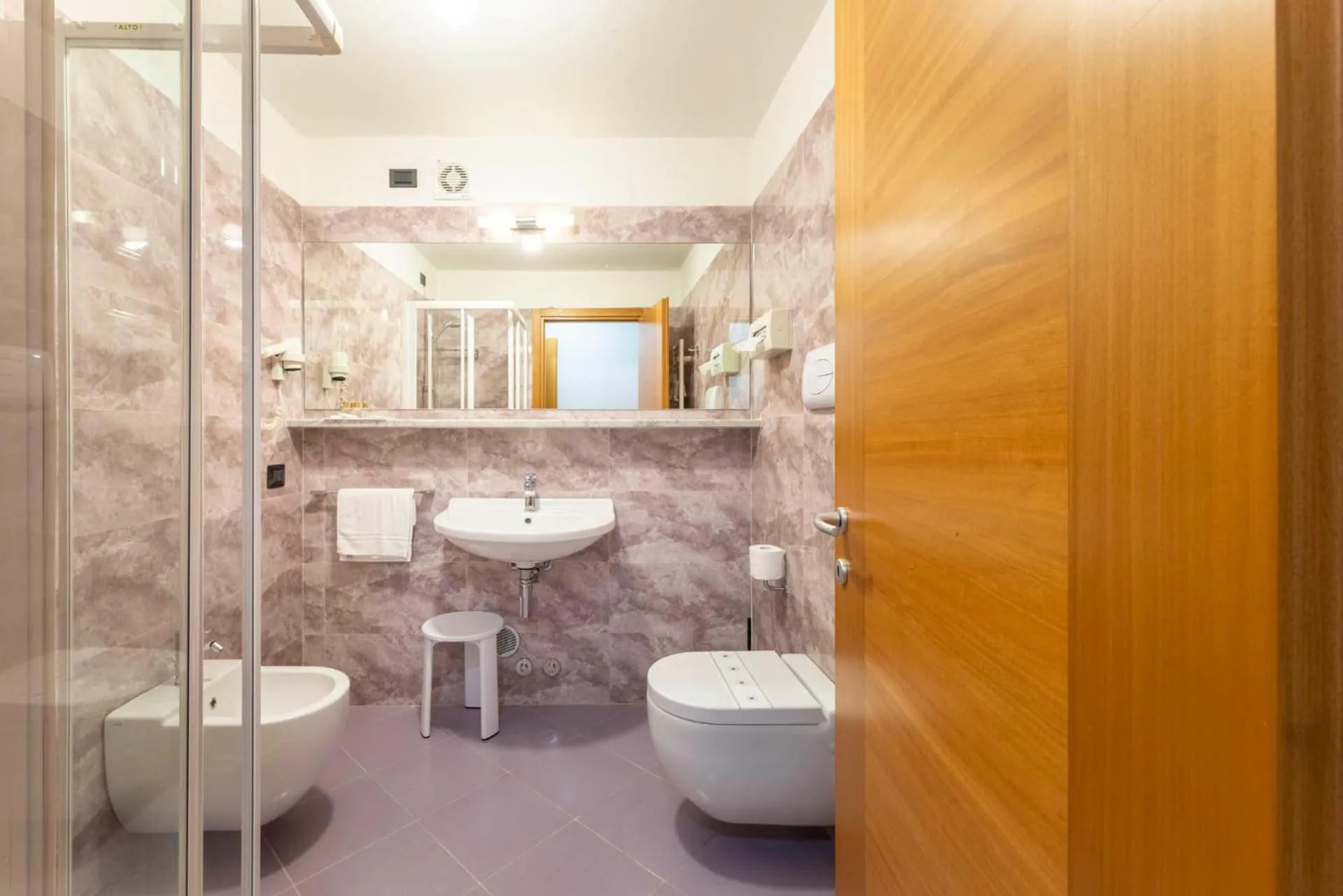 Shower in Olympic Palace