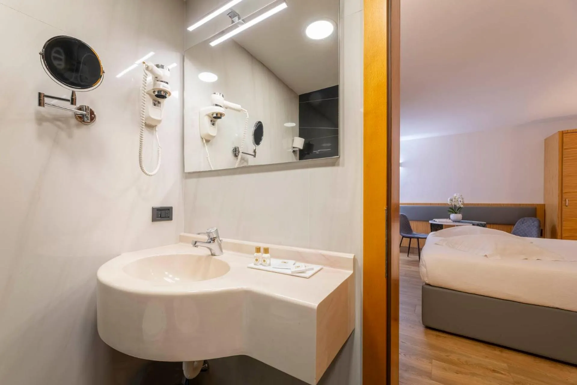 Bathroom, Bed in Olympic Palace