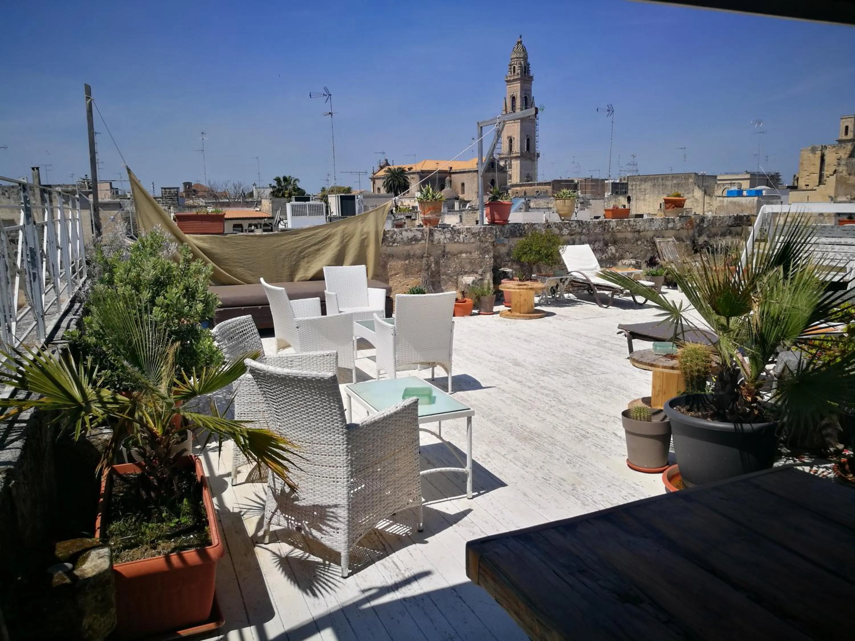 Day in Azzurretta Guest House