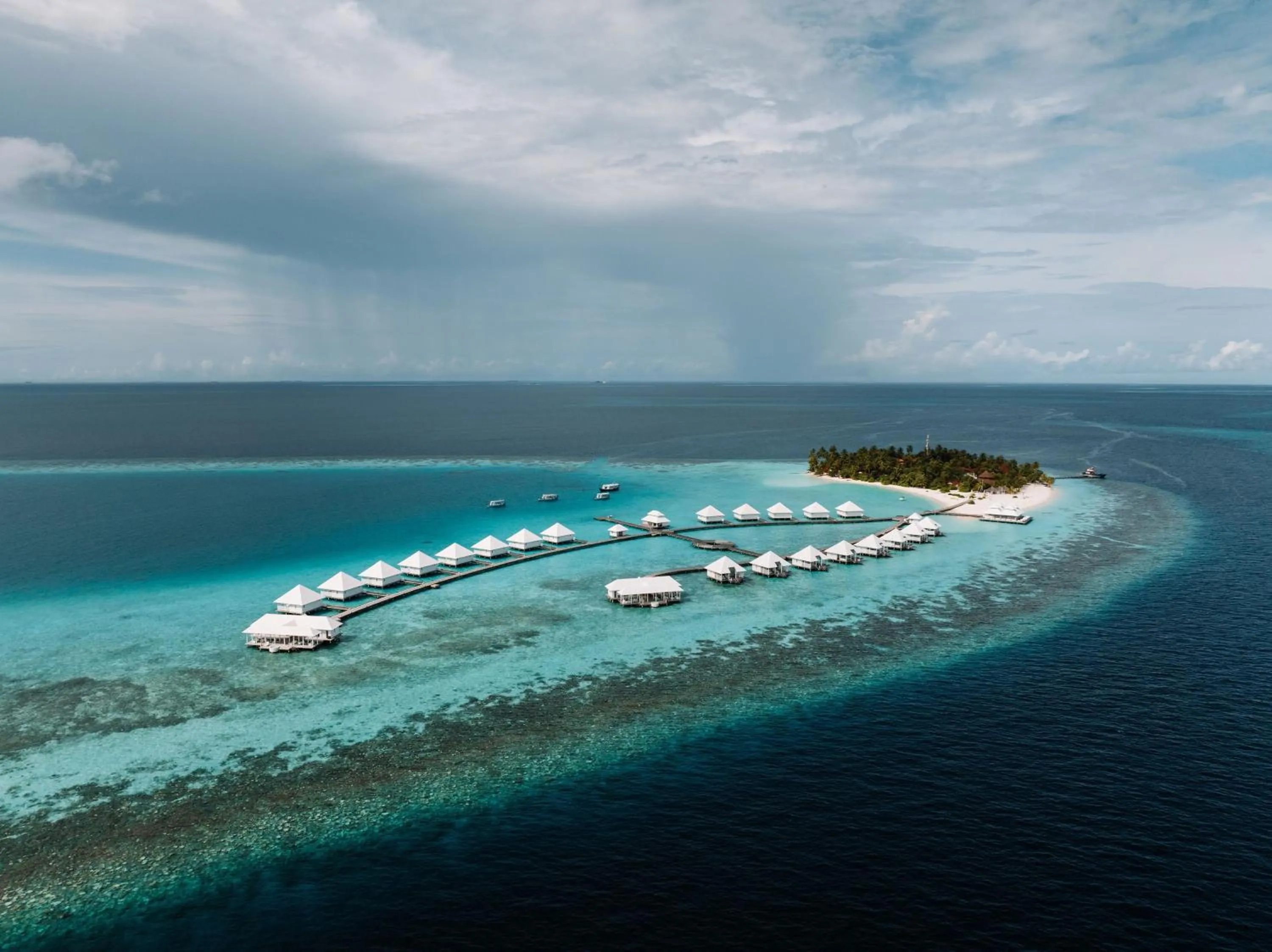 Natural landscape in Diamonds Athuruga Maldives Resort & Spa