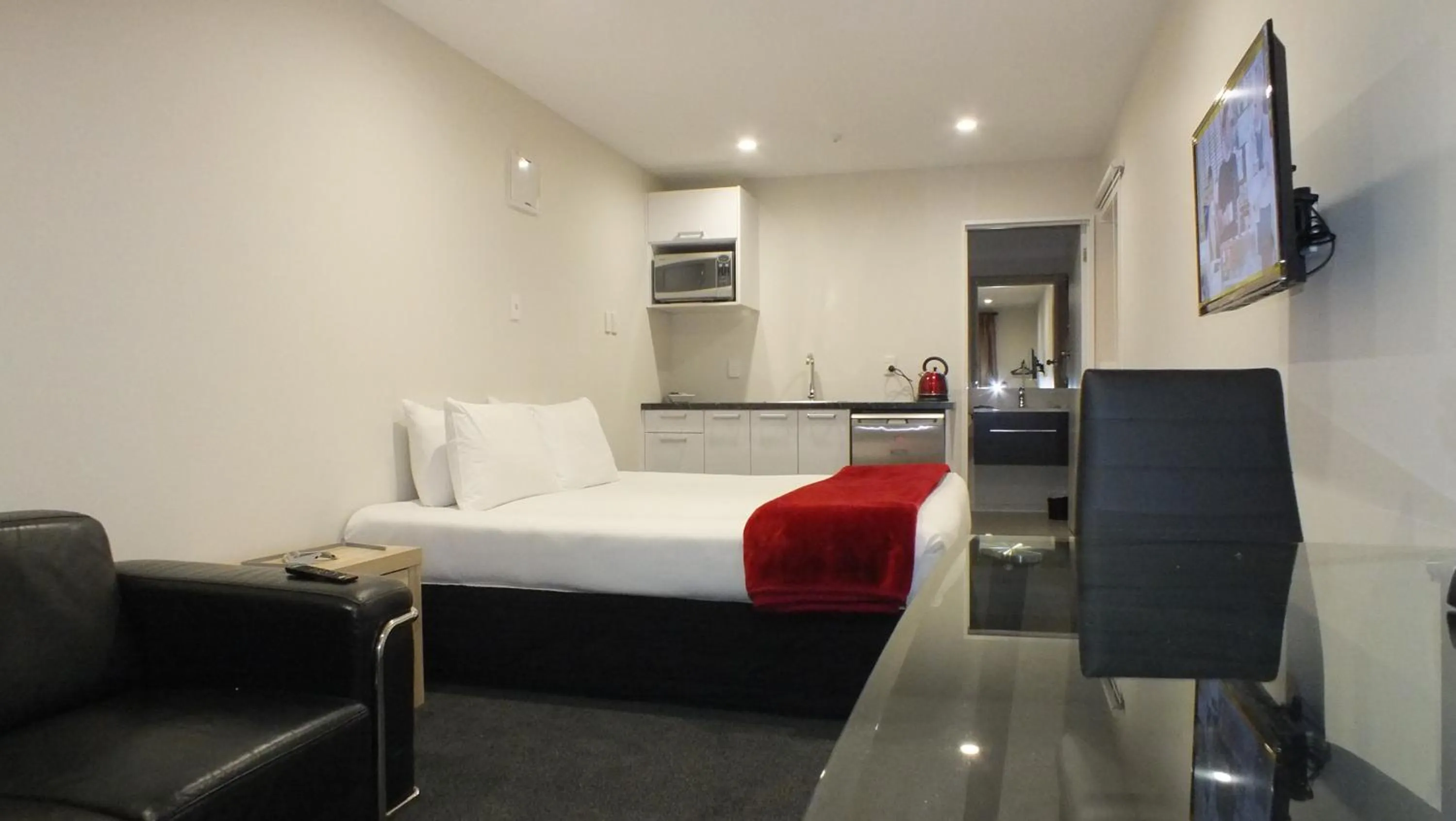 Photo of the whole room, Bed in Abbey Motor Lodge