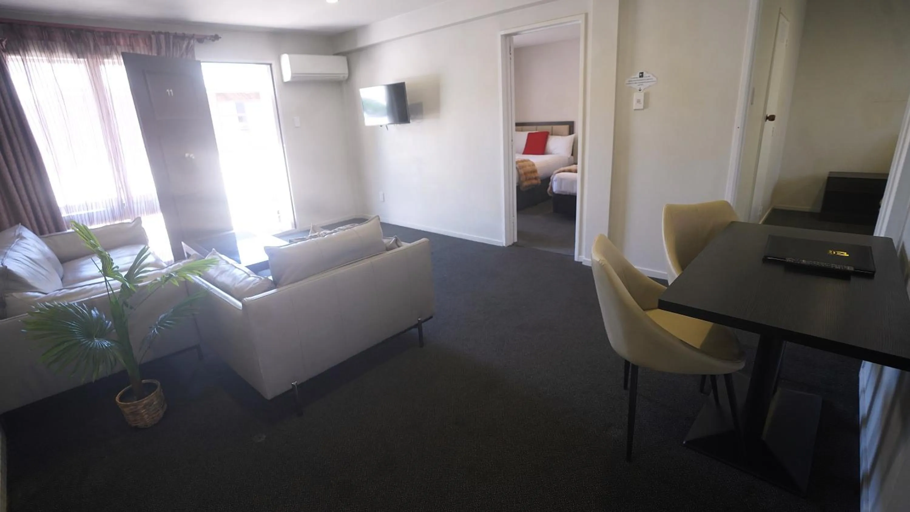 Living room in Abbey Motor Lodge