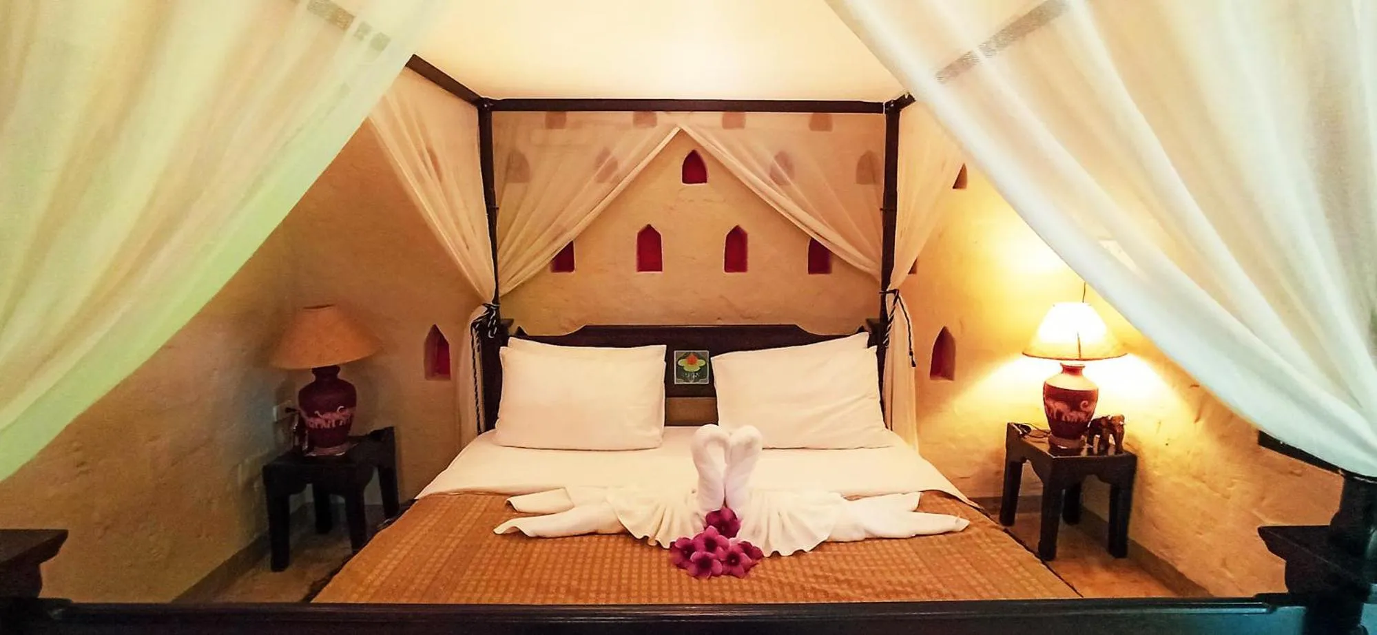 Bed in Pai River Corner