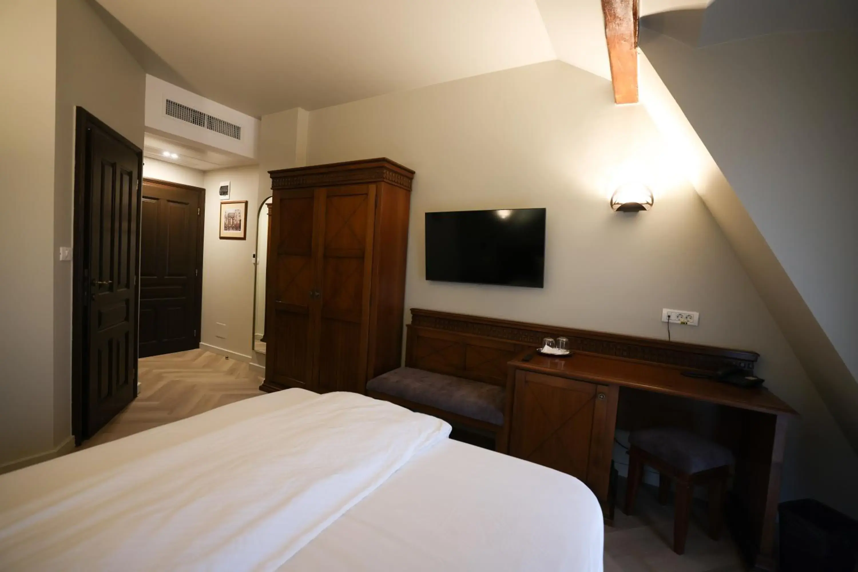 Bed in Pensiunea Nora Bed in Pensiunea Nora