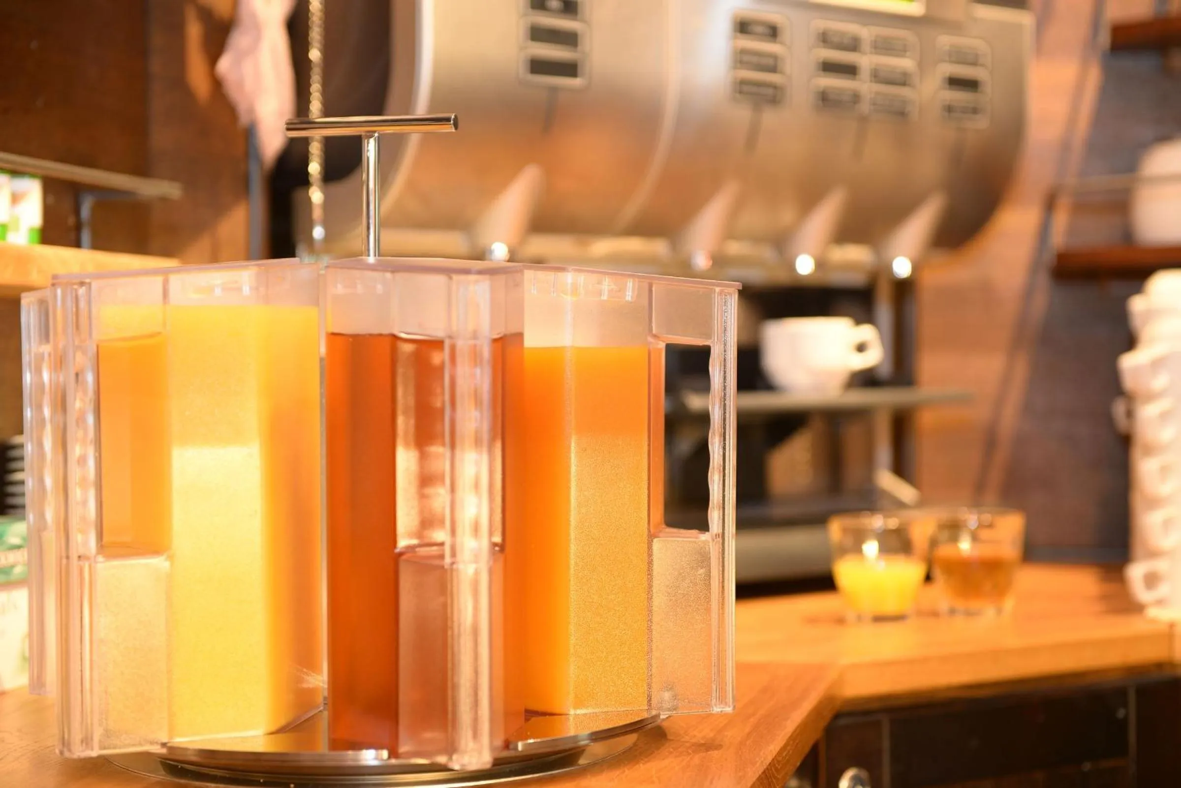 Restaurant/places to eat in Hotel Berg