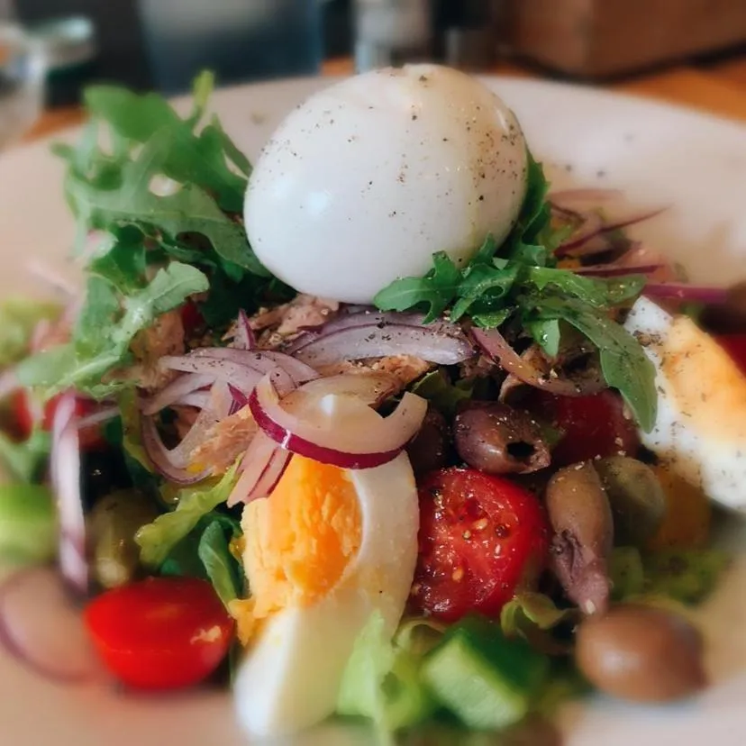 Restaurant/places to eat in Hotel Berg