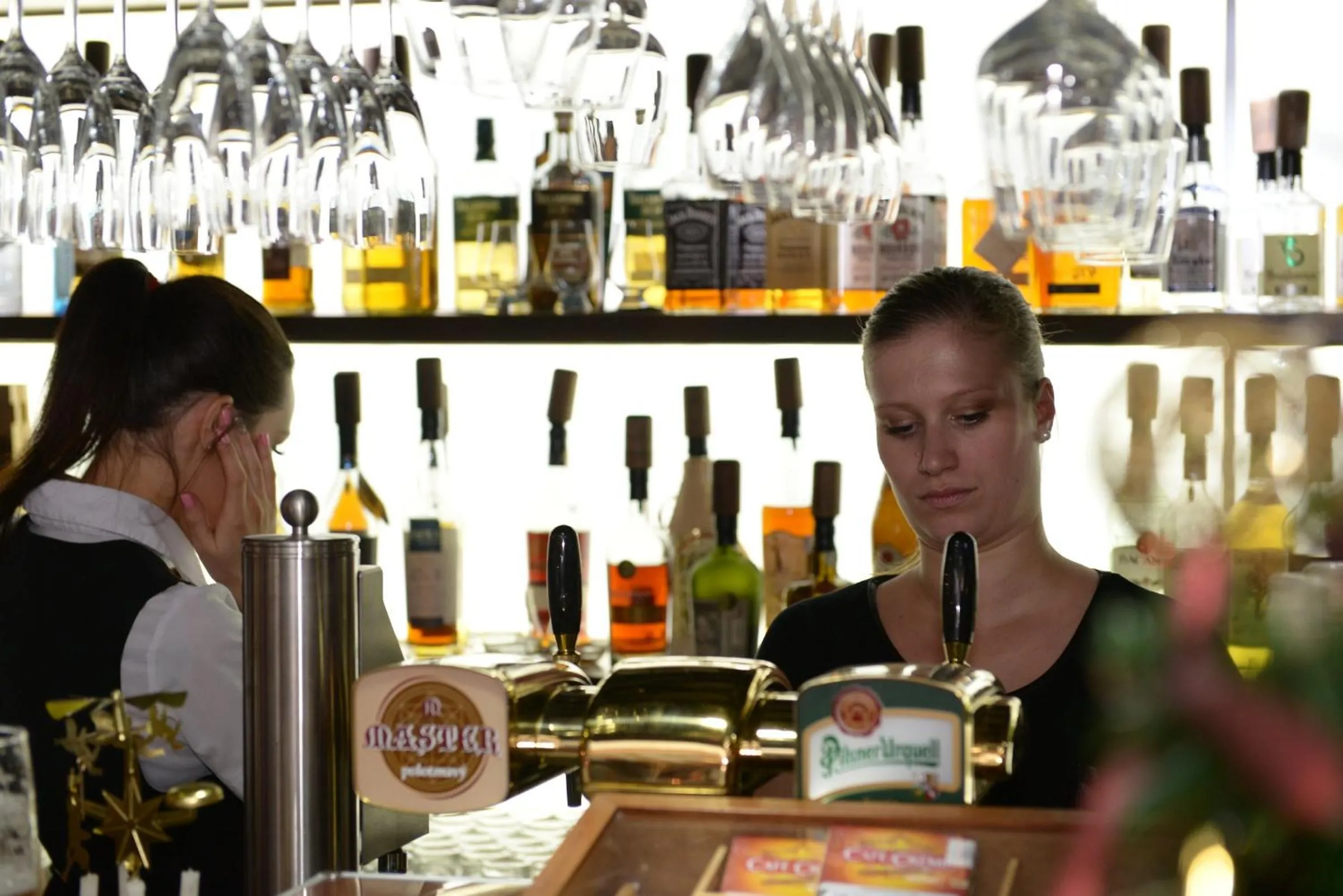 Restaurant/places to eat in Hotel Berg