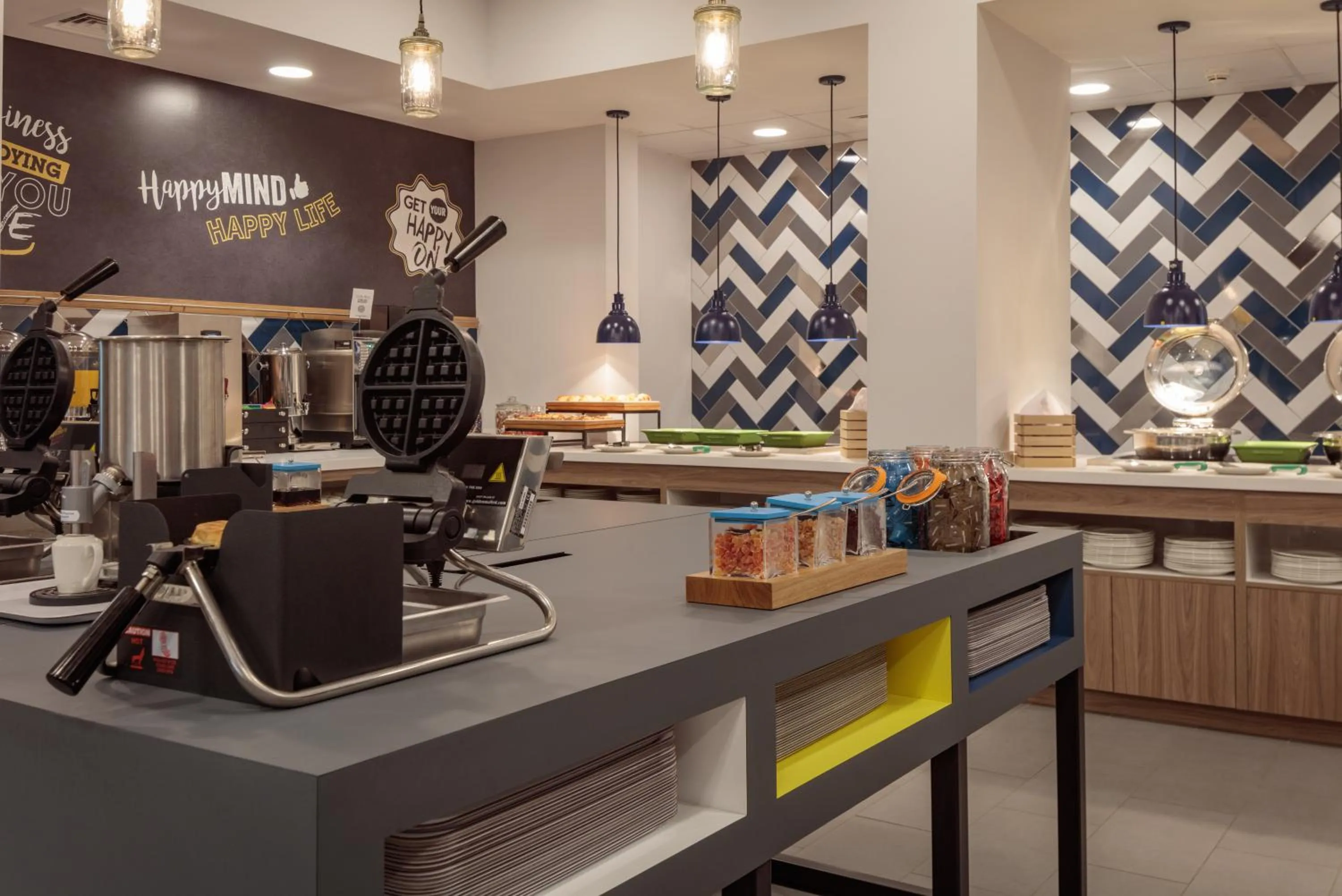 Breakfast in Hampton by Hilton Luton Airport