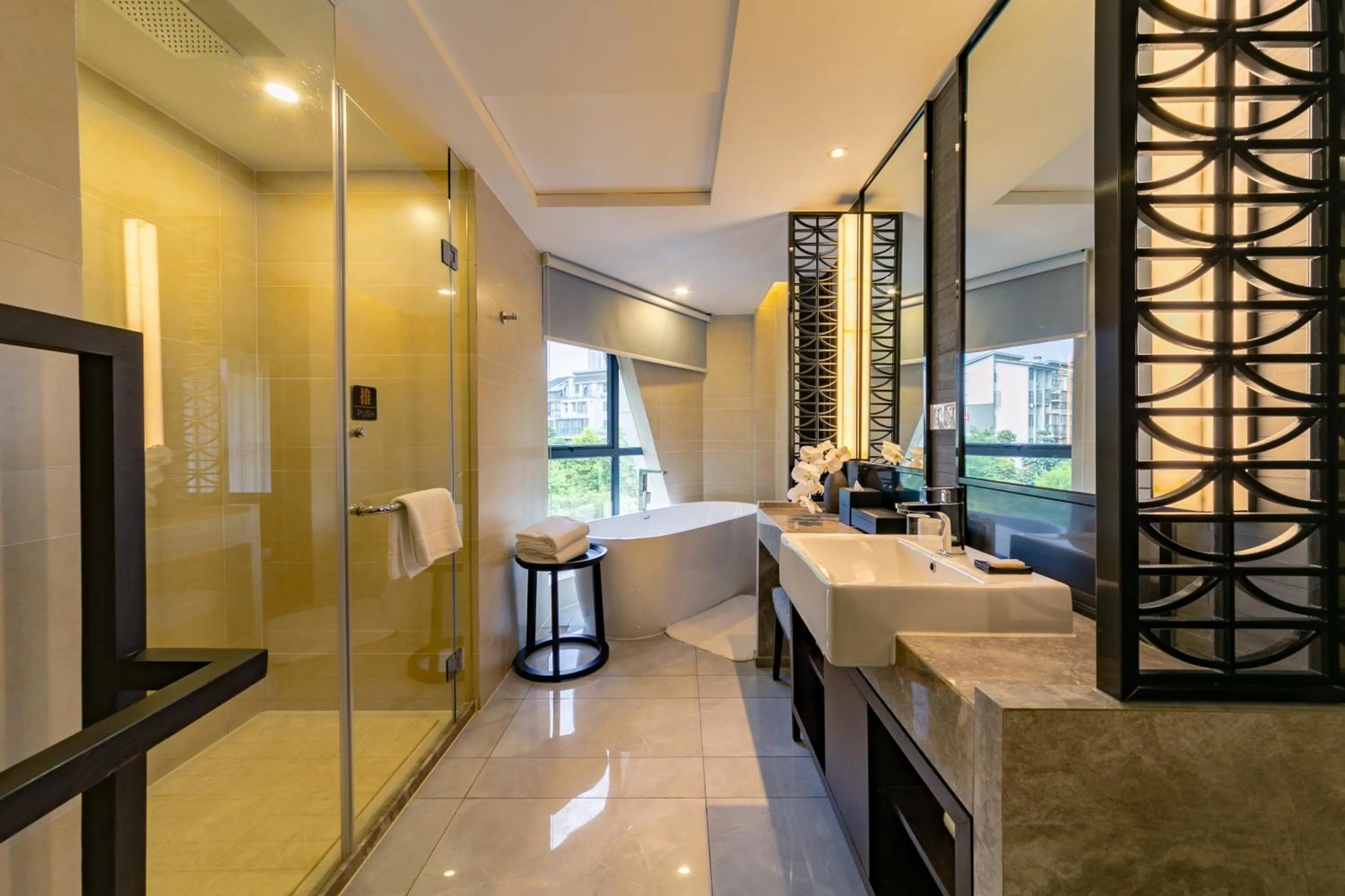 Bathroom in SSAW Boutique Hotel Liuzhou