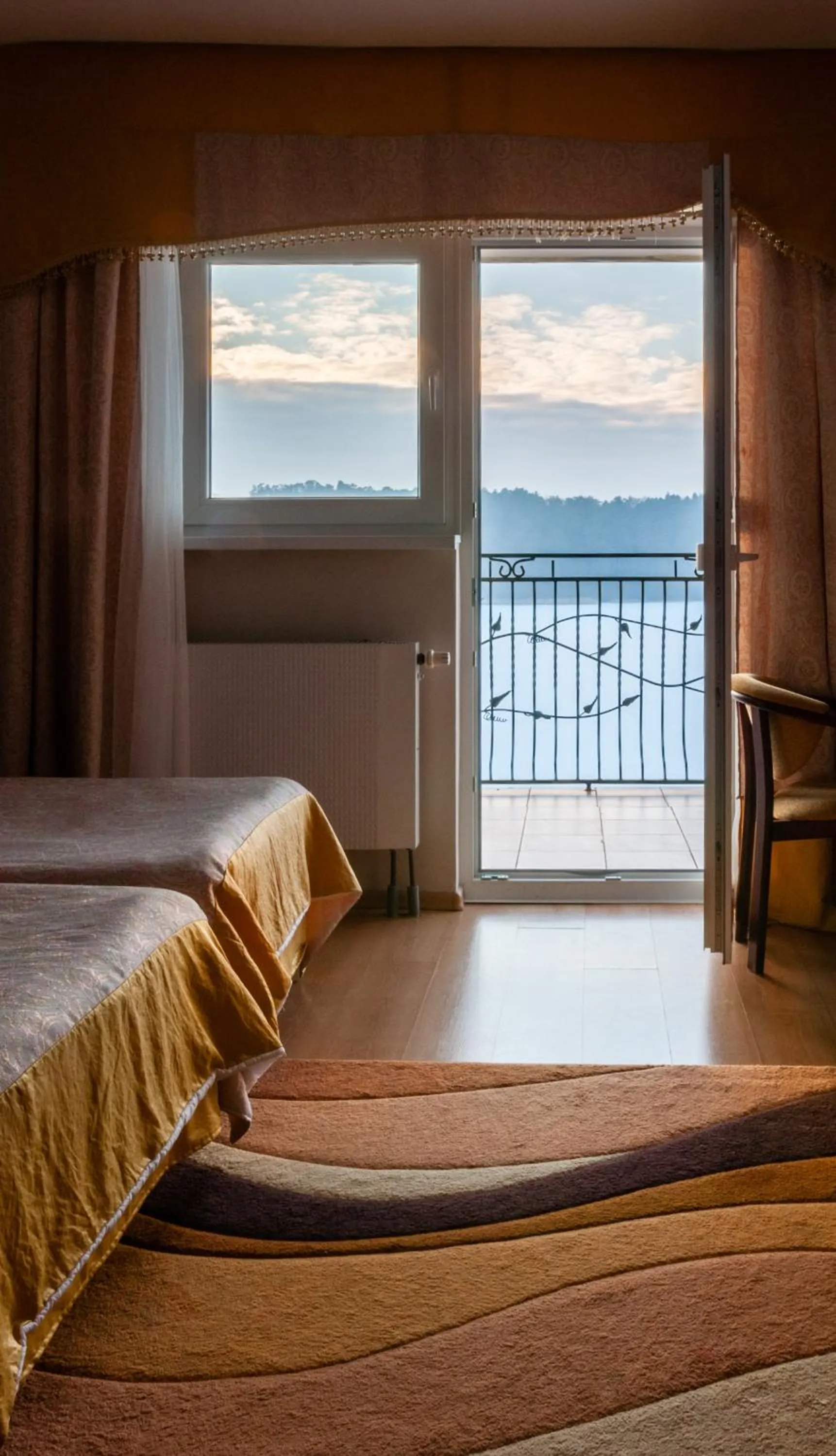 Lake view in Hotel Na Skarpie