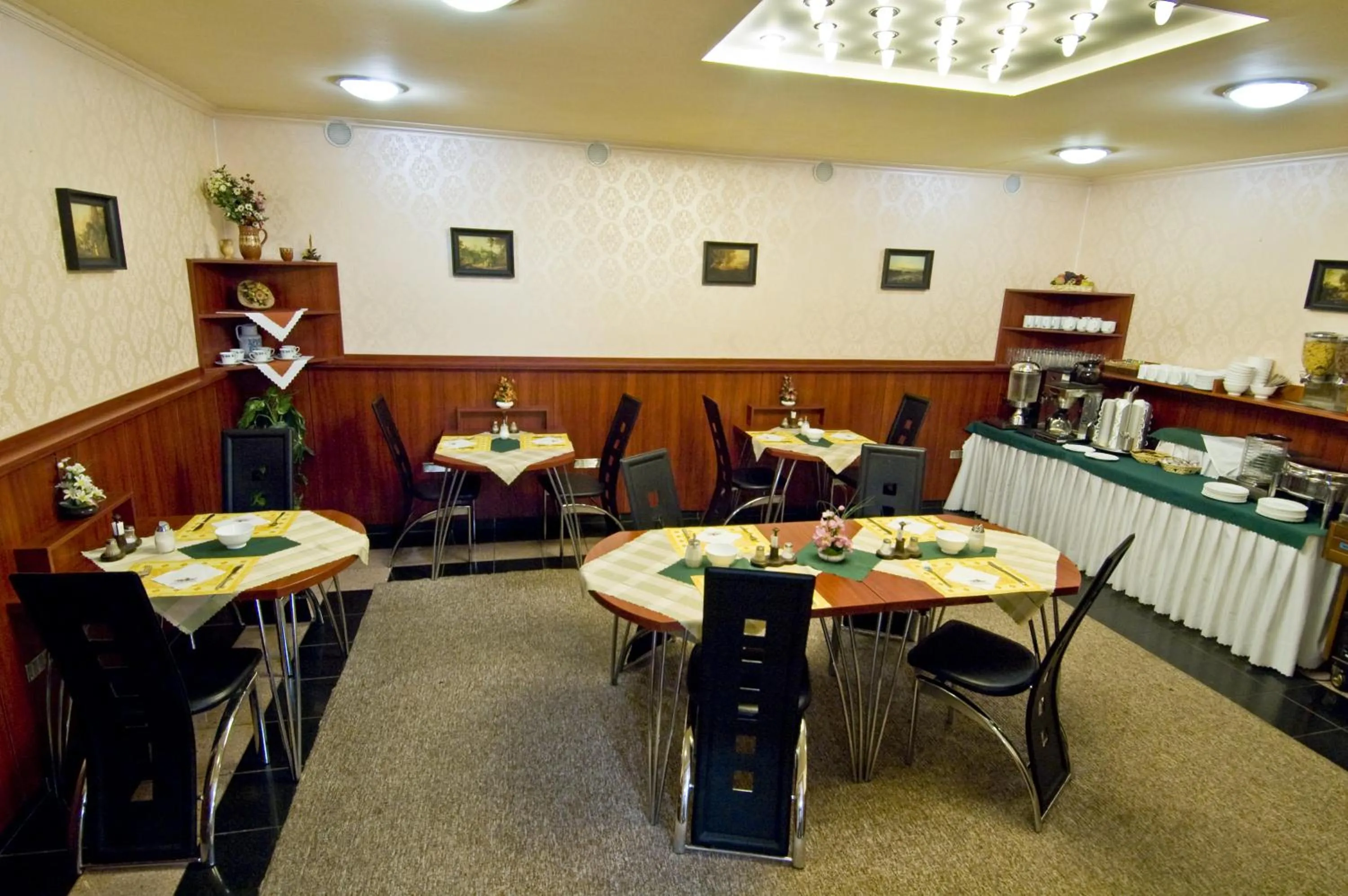 Business facilities in Hotel Relax u Drsů
