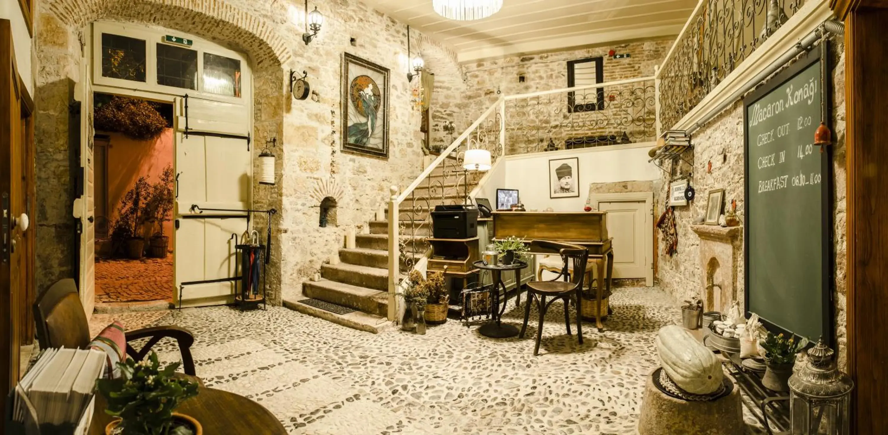 Lobby or reception in Macaron Konagi Lobby or reception in Macaron Konagi