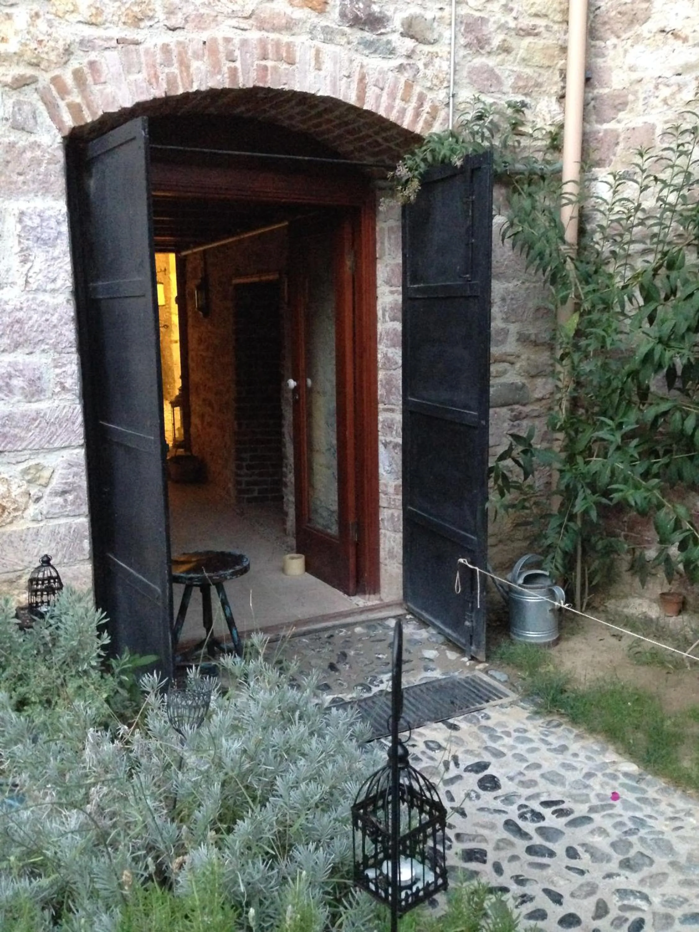 Garden view in Macaron Konagi