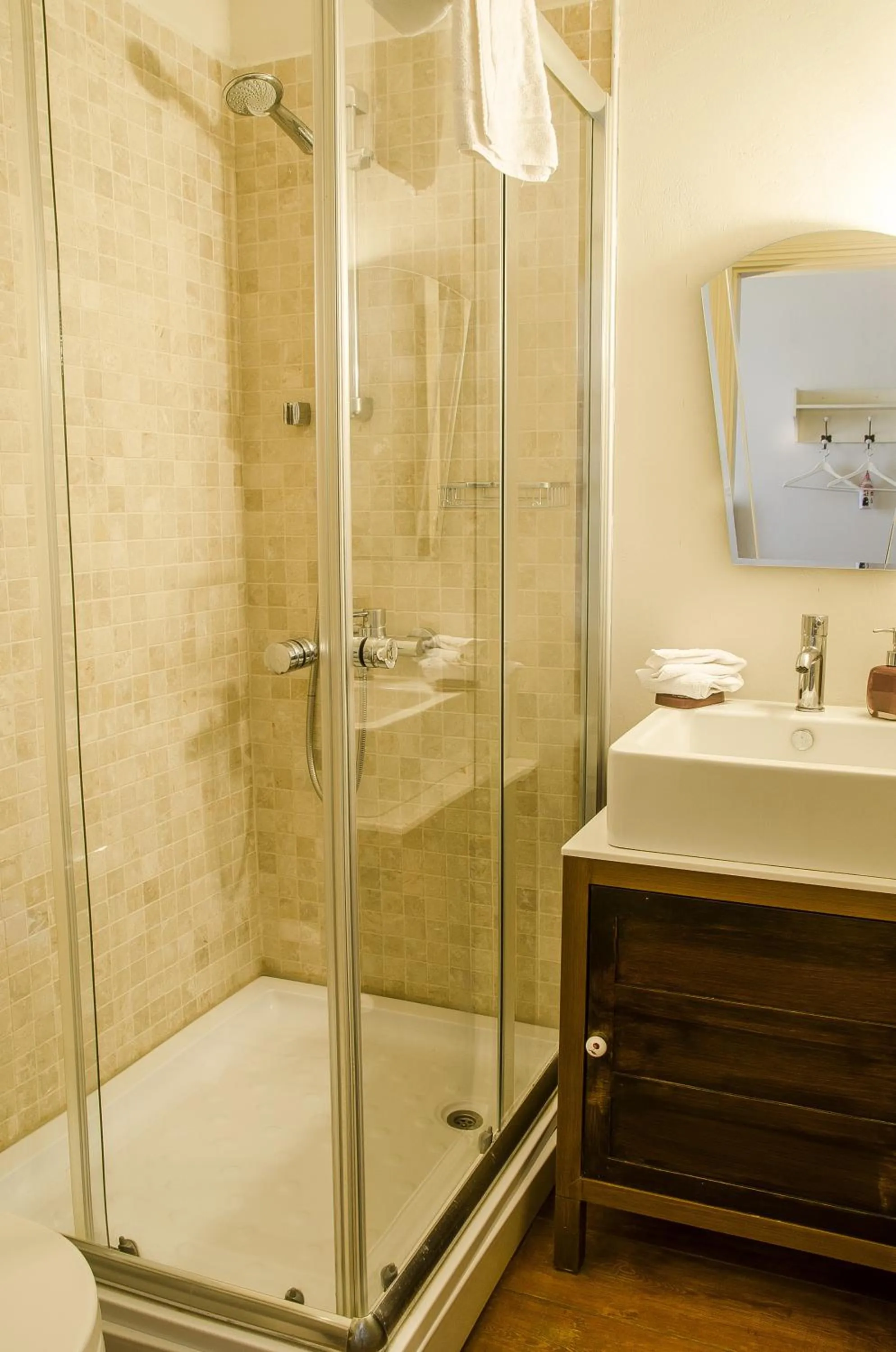 Bathroom in Macaron Konagi