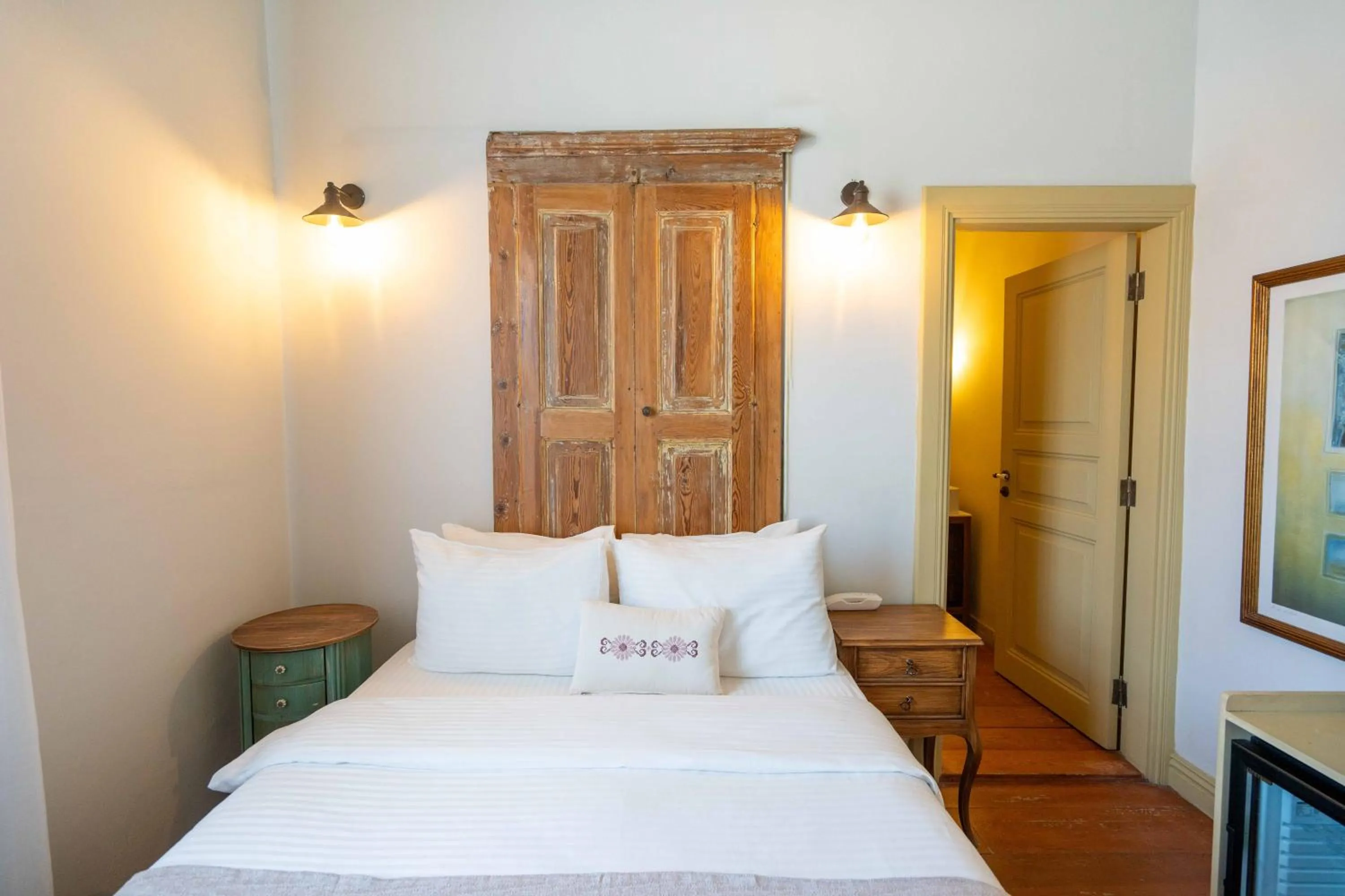 Bed in Macaron Konagi