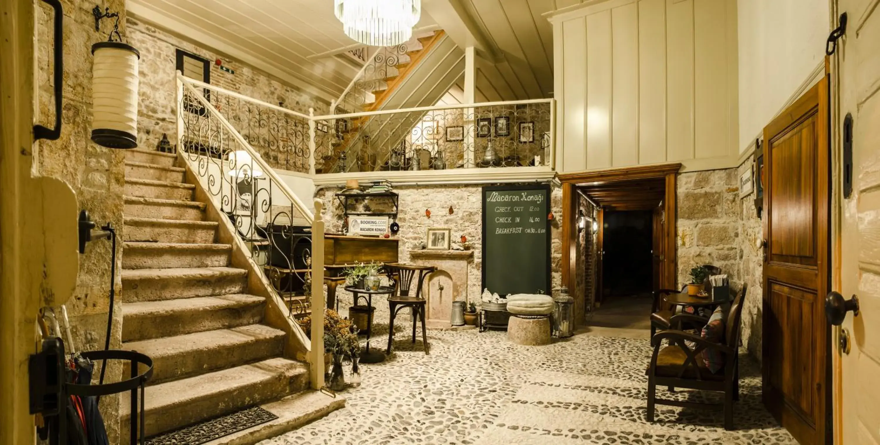 Lobby or reception in Macaron Konagi Lobby or reception in Macaron Konagi