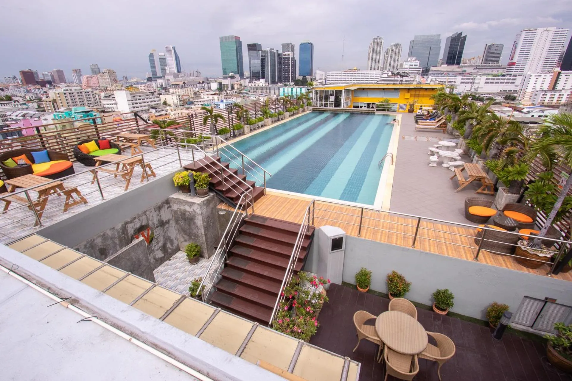 Pool view in Witchuwan Apartel