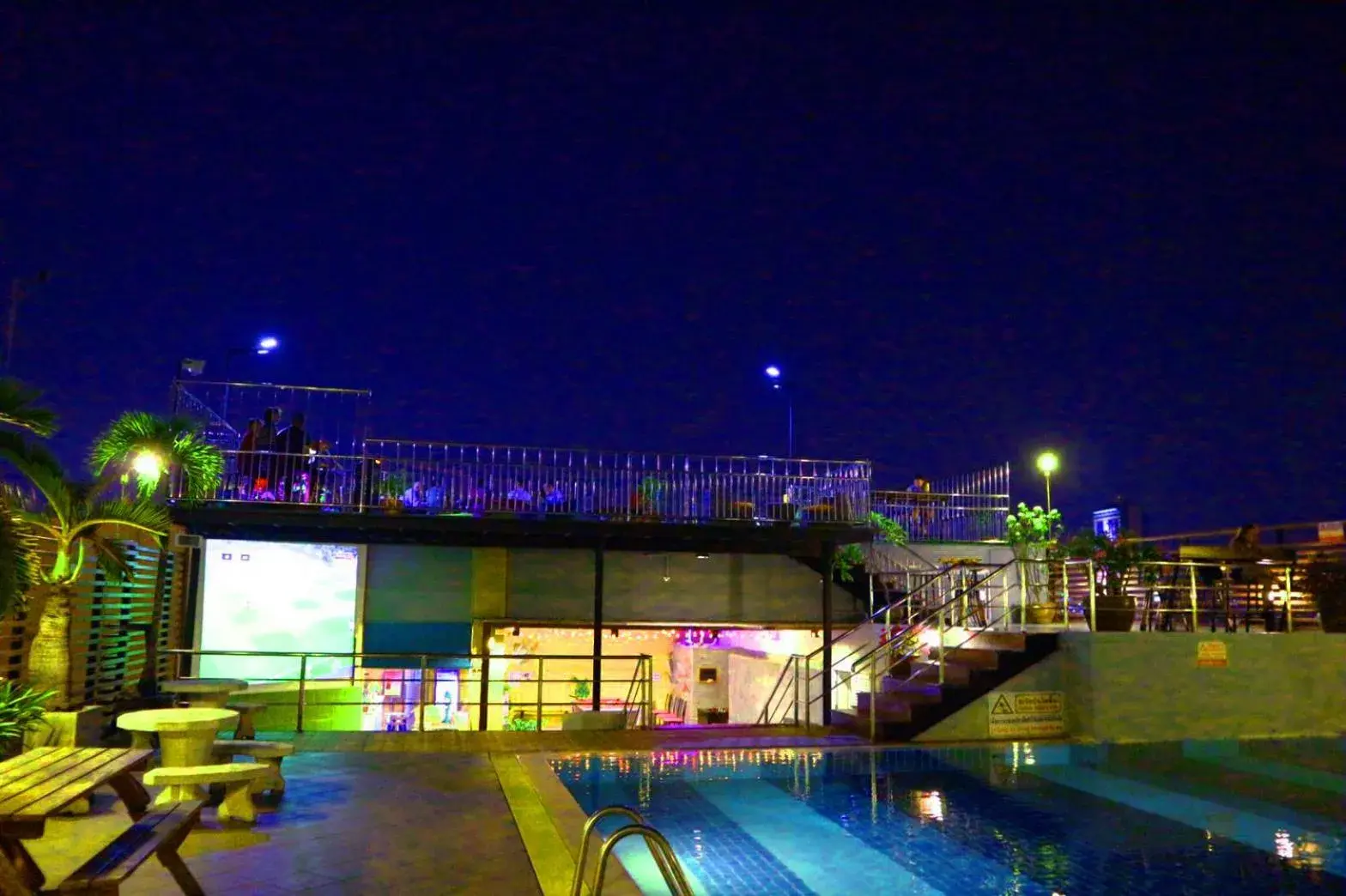 Restaurant/places to eat in Witchuwan Apartel Restaurant/places to eat in Witchuwan Apartel