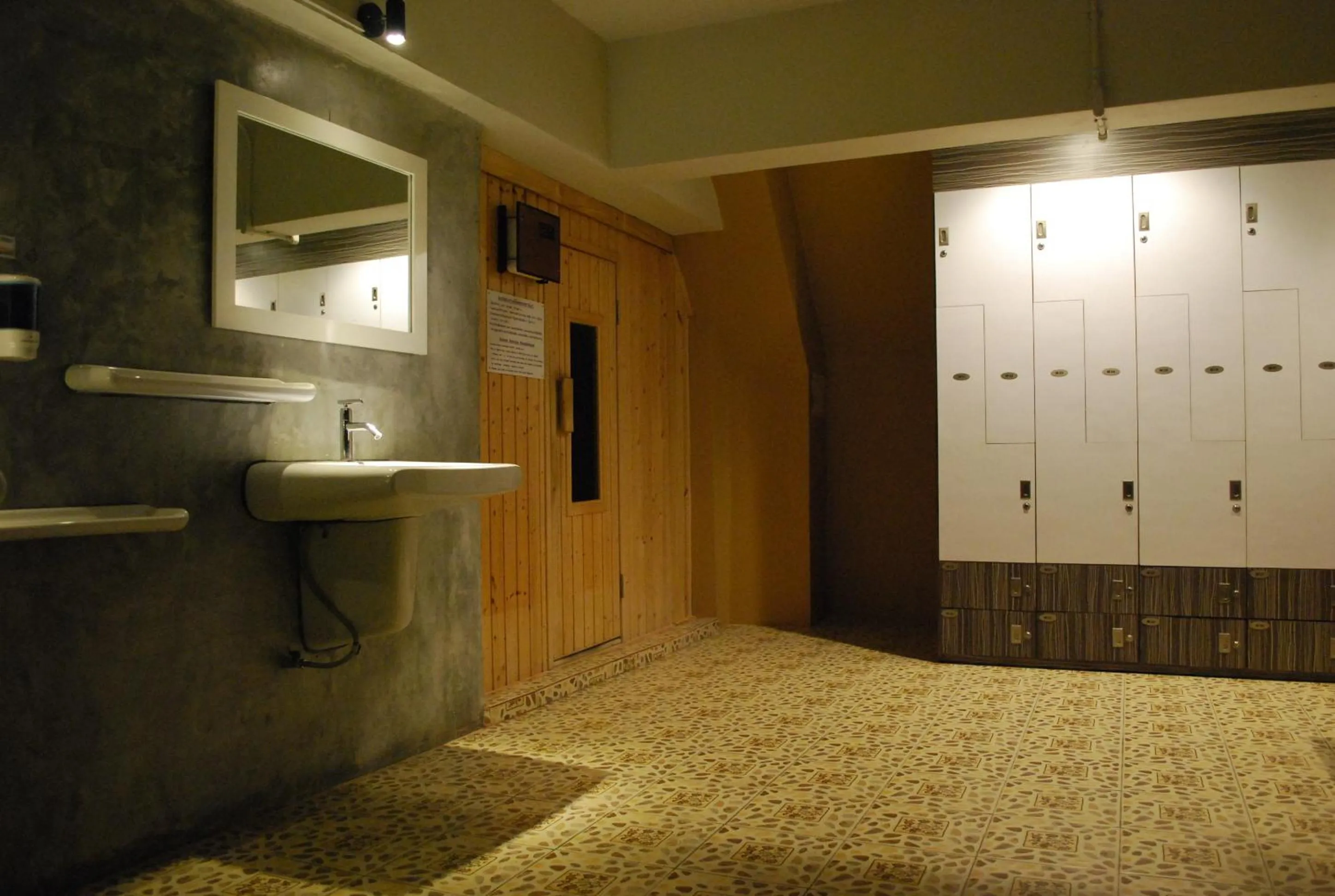 Toilet in Witchuwan Apartel